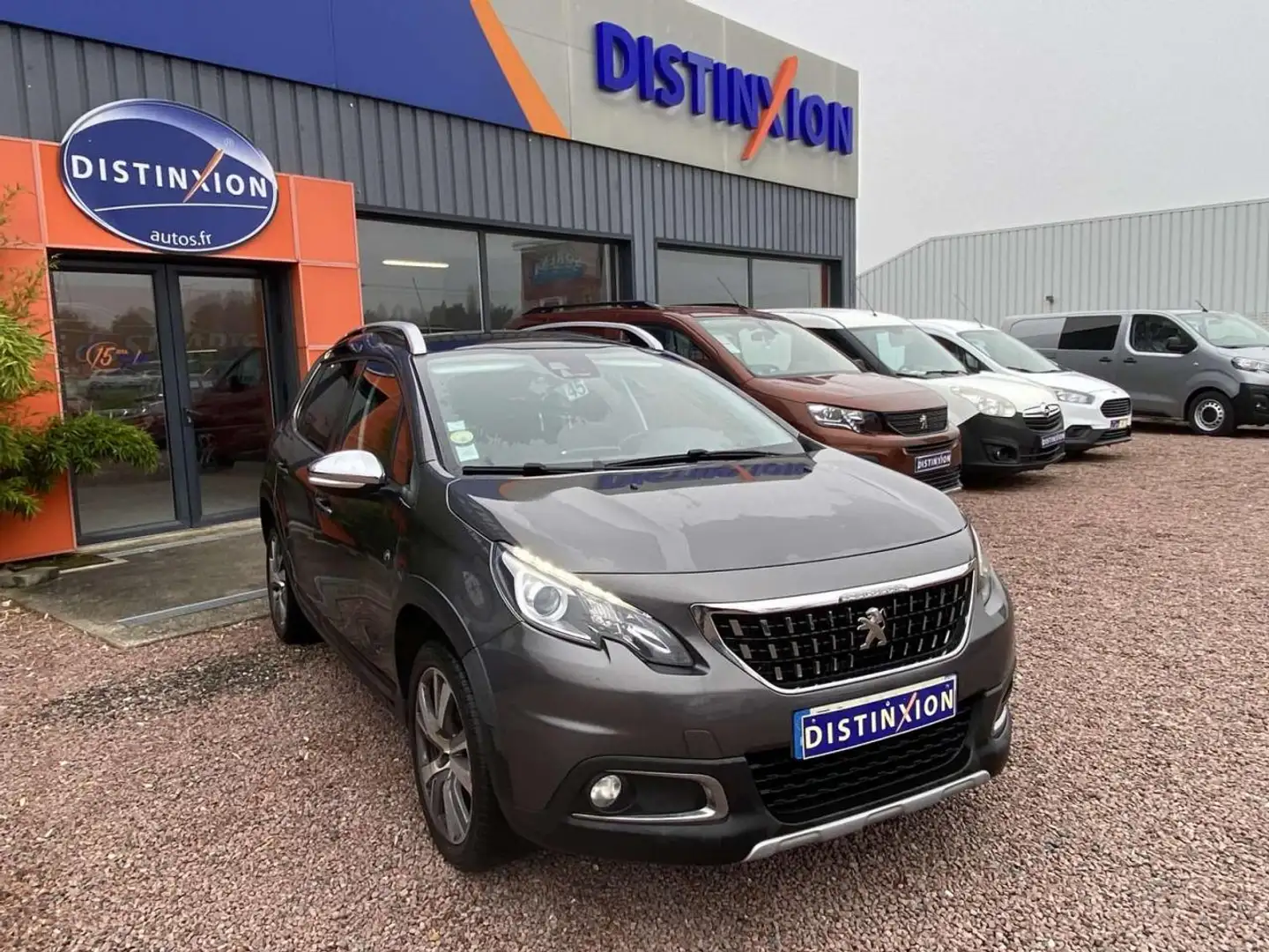 Peugeot 2008 1.6 BlueHDi S\u0026S - 120  Allure Gris - 2