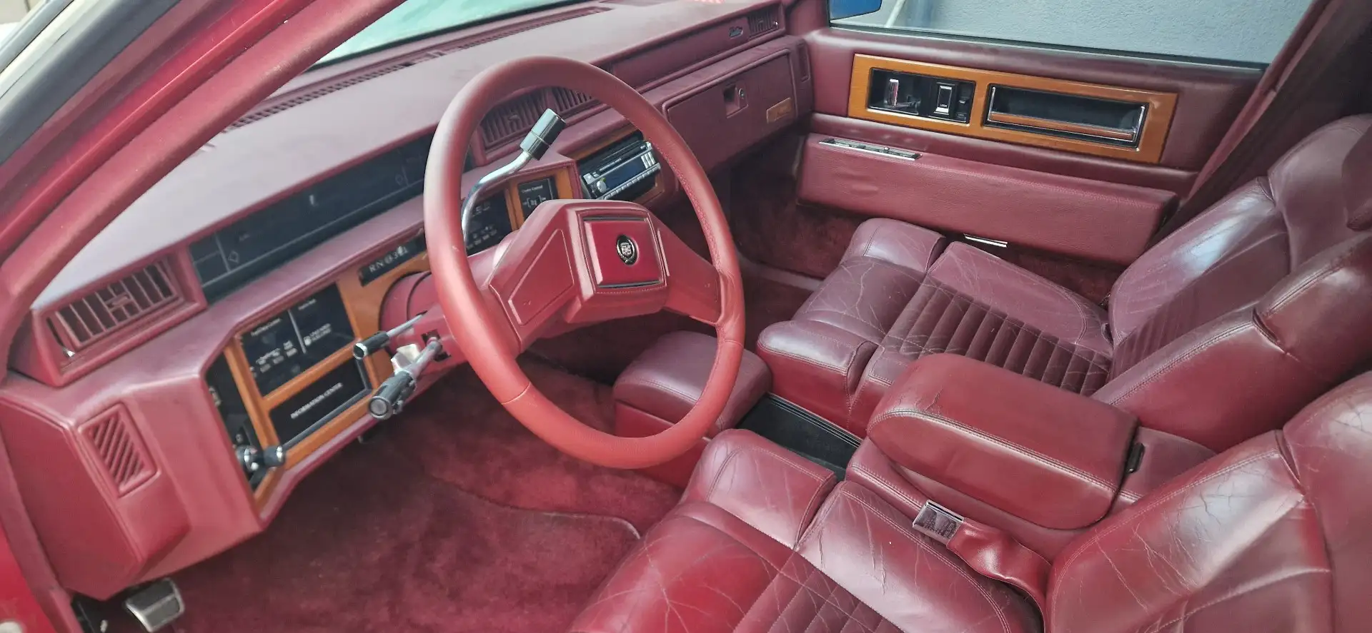 Cadillac Fleetwood Sixty Blanc - 1