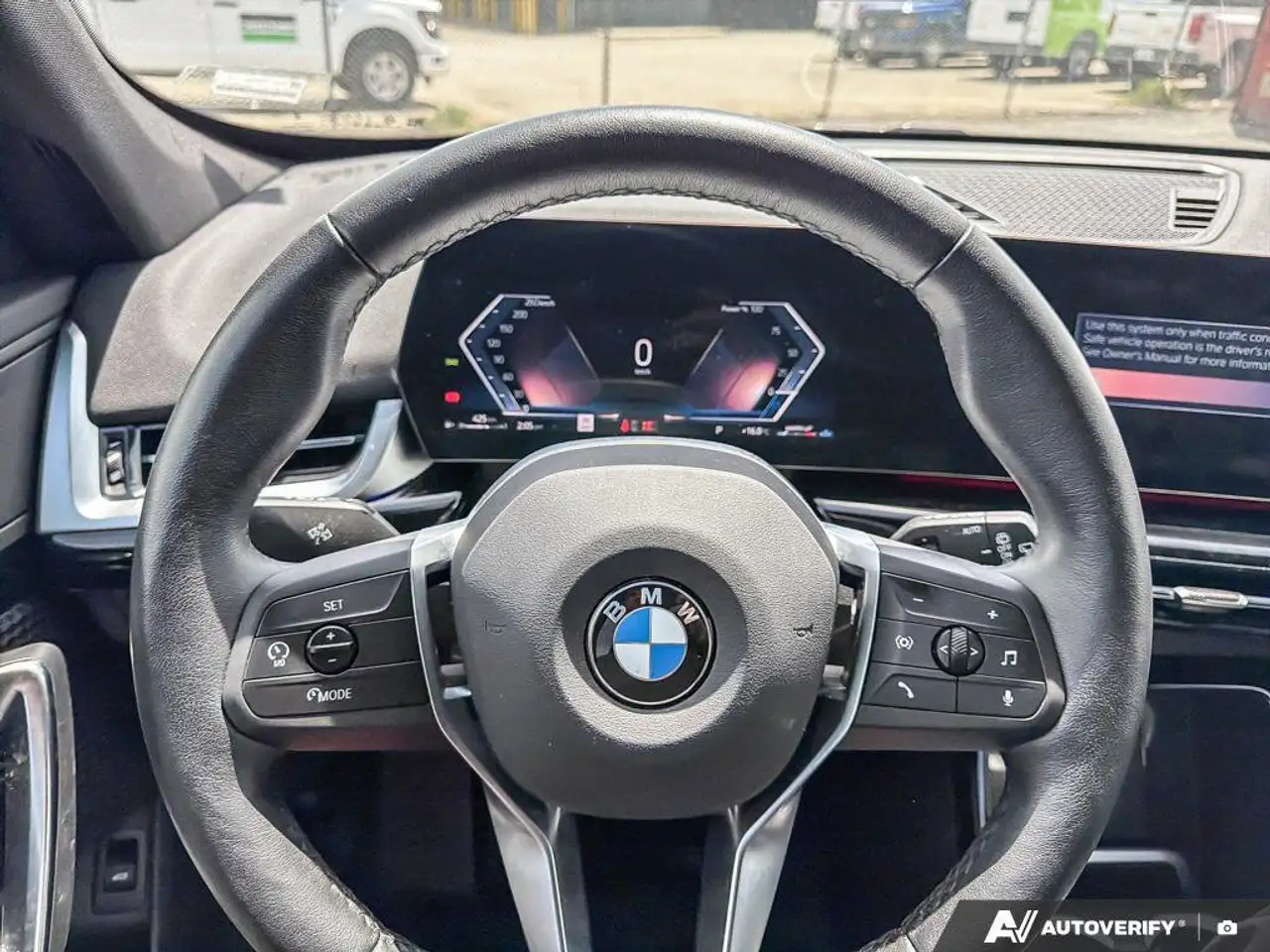 BMW X1 снимка BMW X1