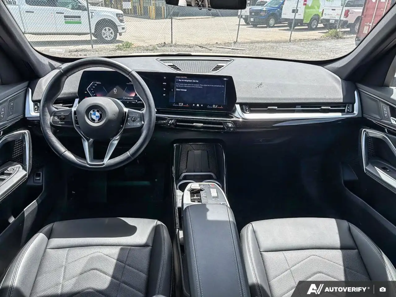 BMW X1 снимка BMW X1