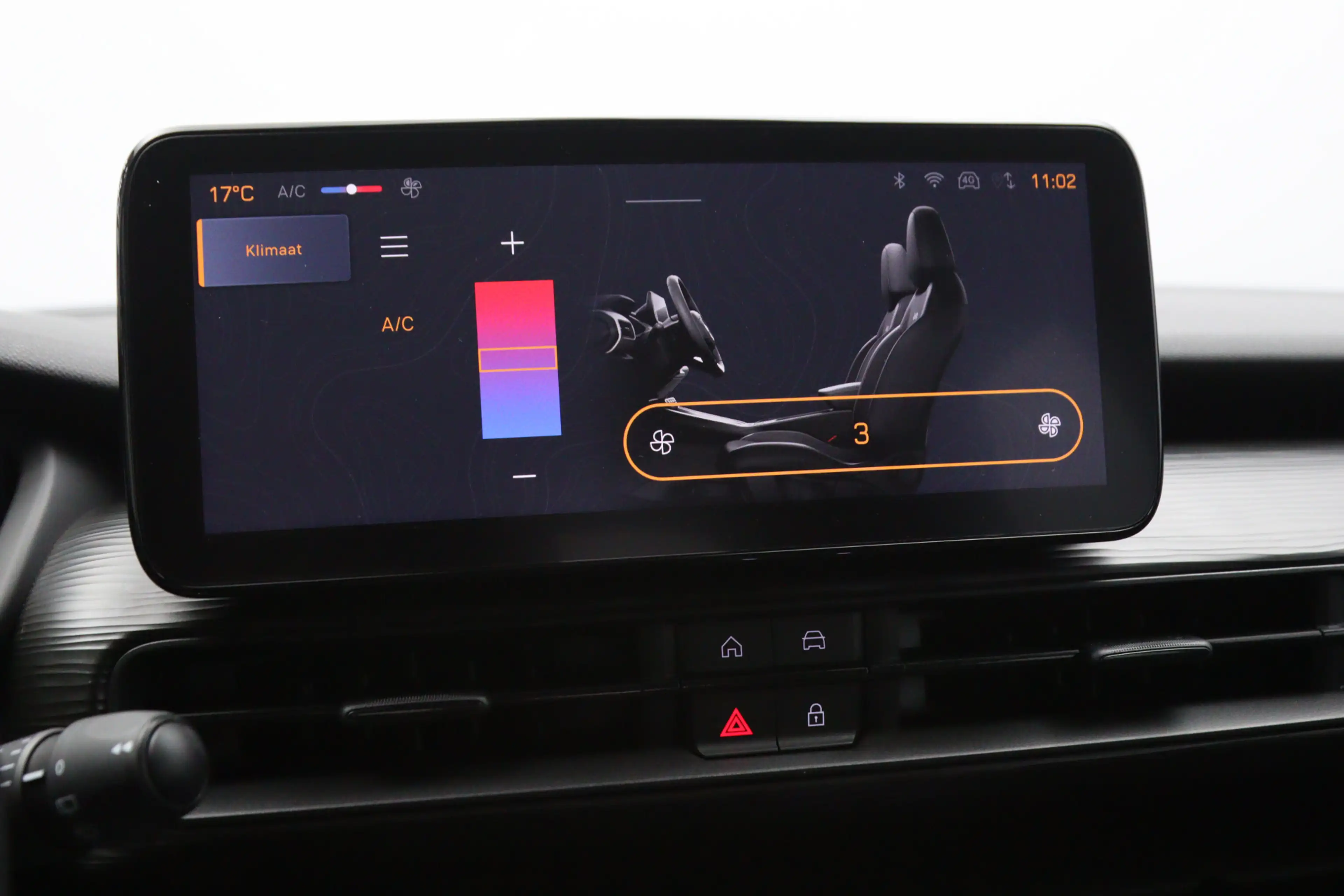 Jeep Avenger 1.2 e-Hybrid 110 PK Automaat Longitude, Carplay, C — photo 9
