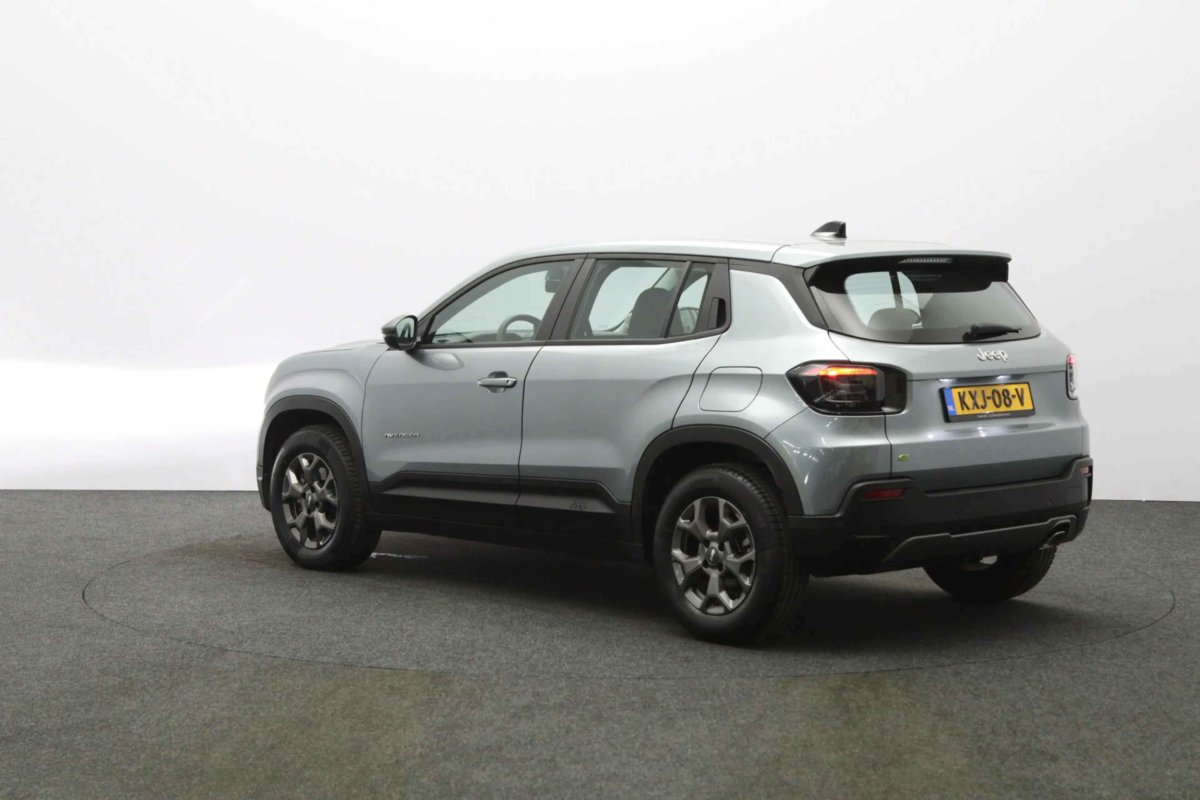 Jeep Avenger 1.2 e-Hybrid 110 PK Automaat Longitude, Carplay, C — photo 10
