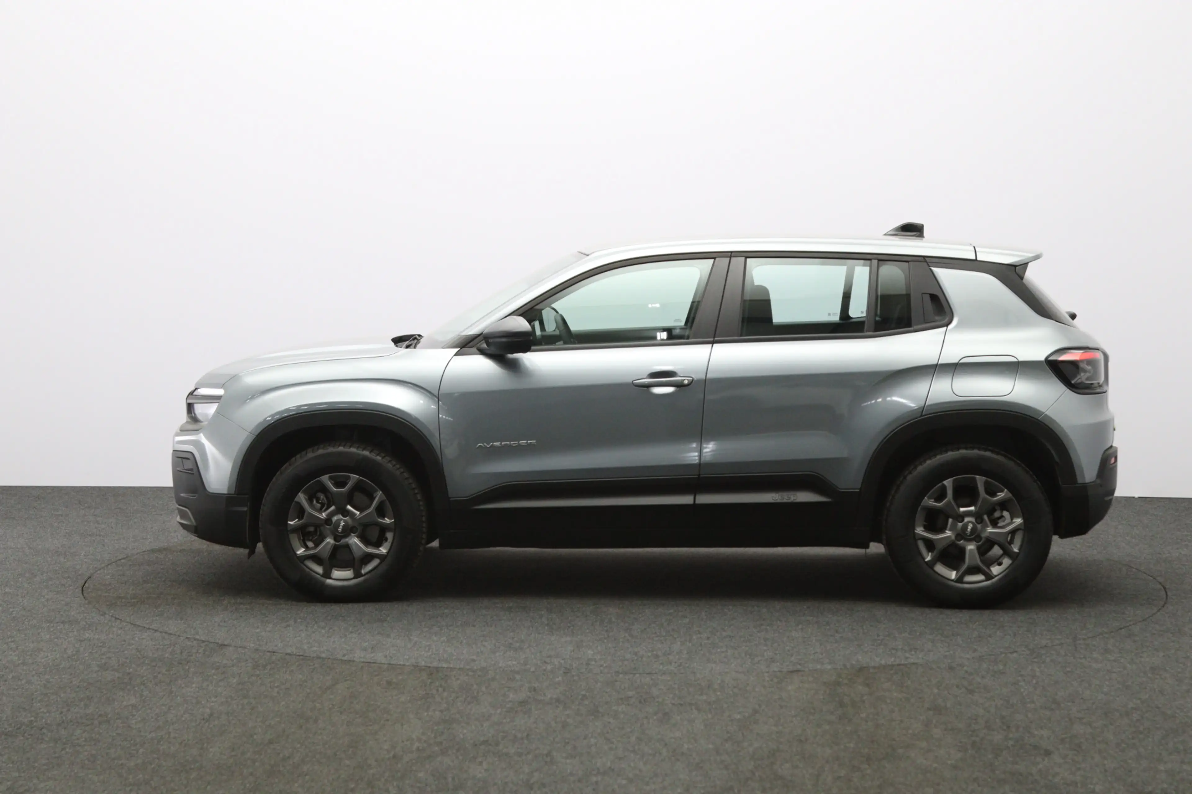 Jeep Avenger 1.2 e-Hybrid 110 PK Automaat Longitude, Carplay, C — photo 6