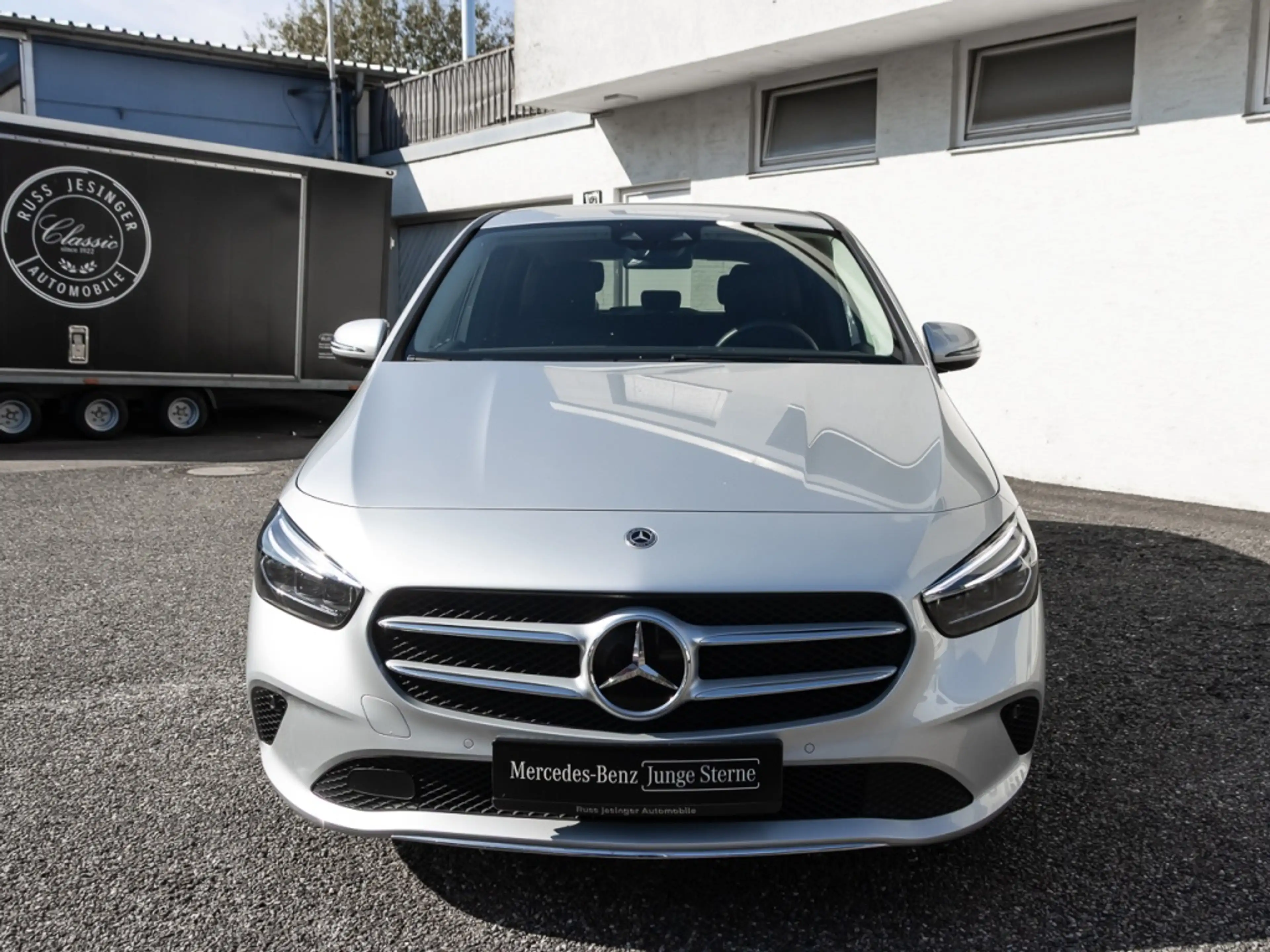 Mercedes-Benz B 220 d 4M *Cam*MBeam*ParkA*MBUX*Navi*FernLA*17" — photo 9