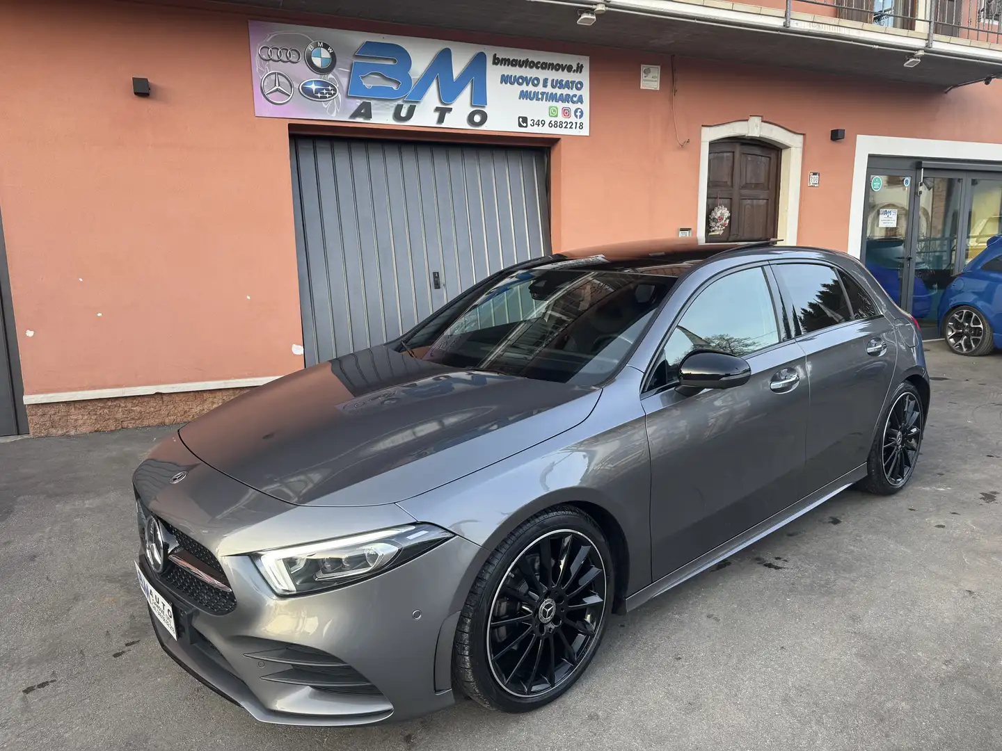 Mercedes-Benz A 200 d Premium AMG 4matic Gris - 1