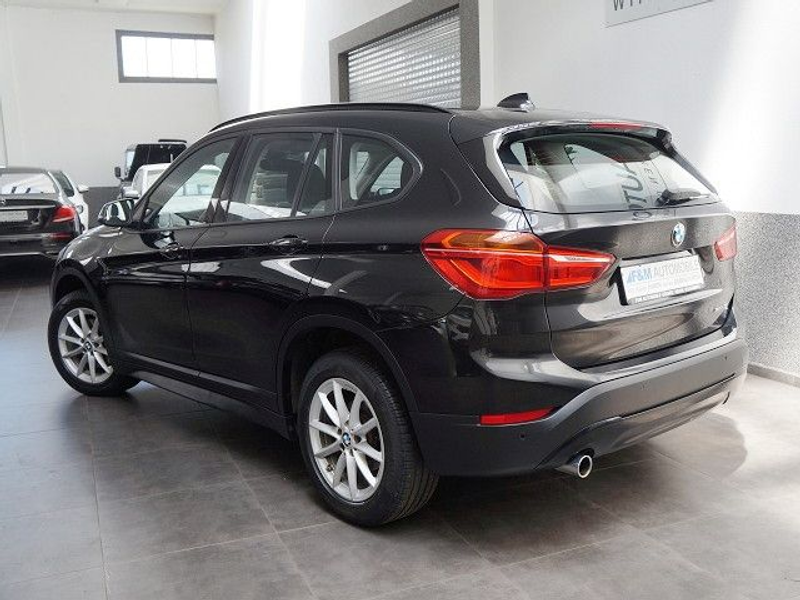 BMW X1 sDrive18i Advantage Navi PDc Sitzhz Tempomat — photo 5