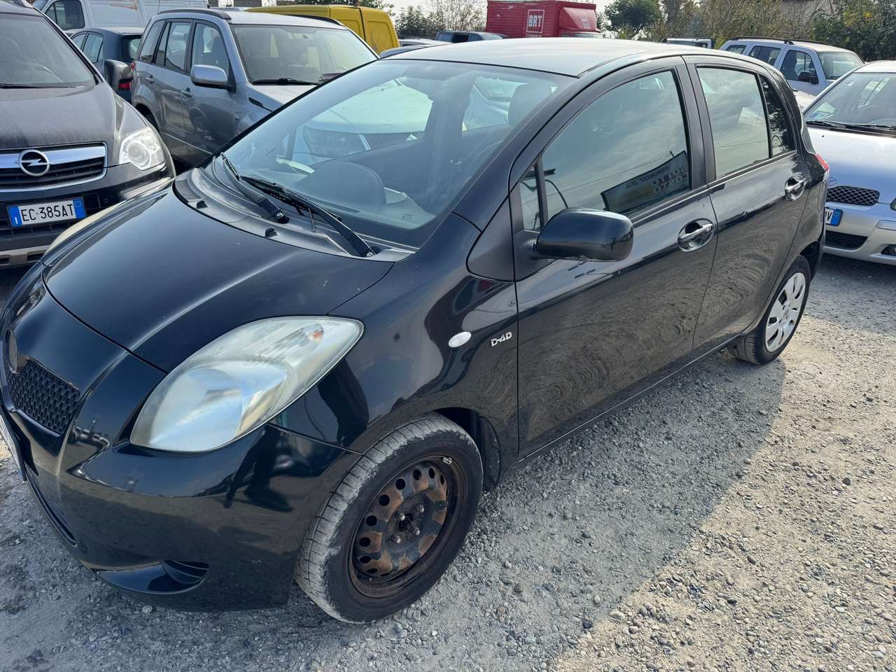 Toyota Yaris Yaris II 2005 5p 1.4 d-4d Sol