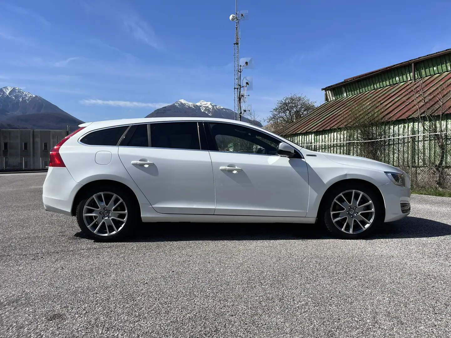 Volvo V60 2.4 d6 phev awd geatronic - 2