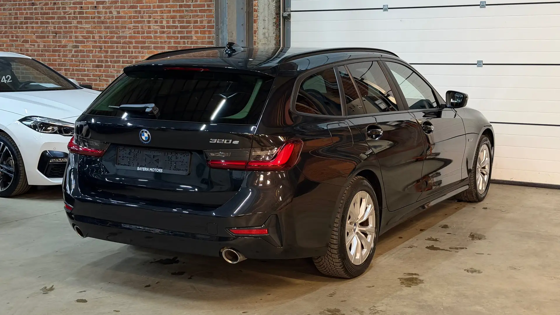 BMW 320 e Plug in Hybride Benzine Automaat Garantie Noir - 2