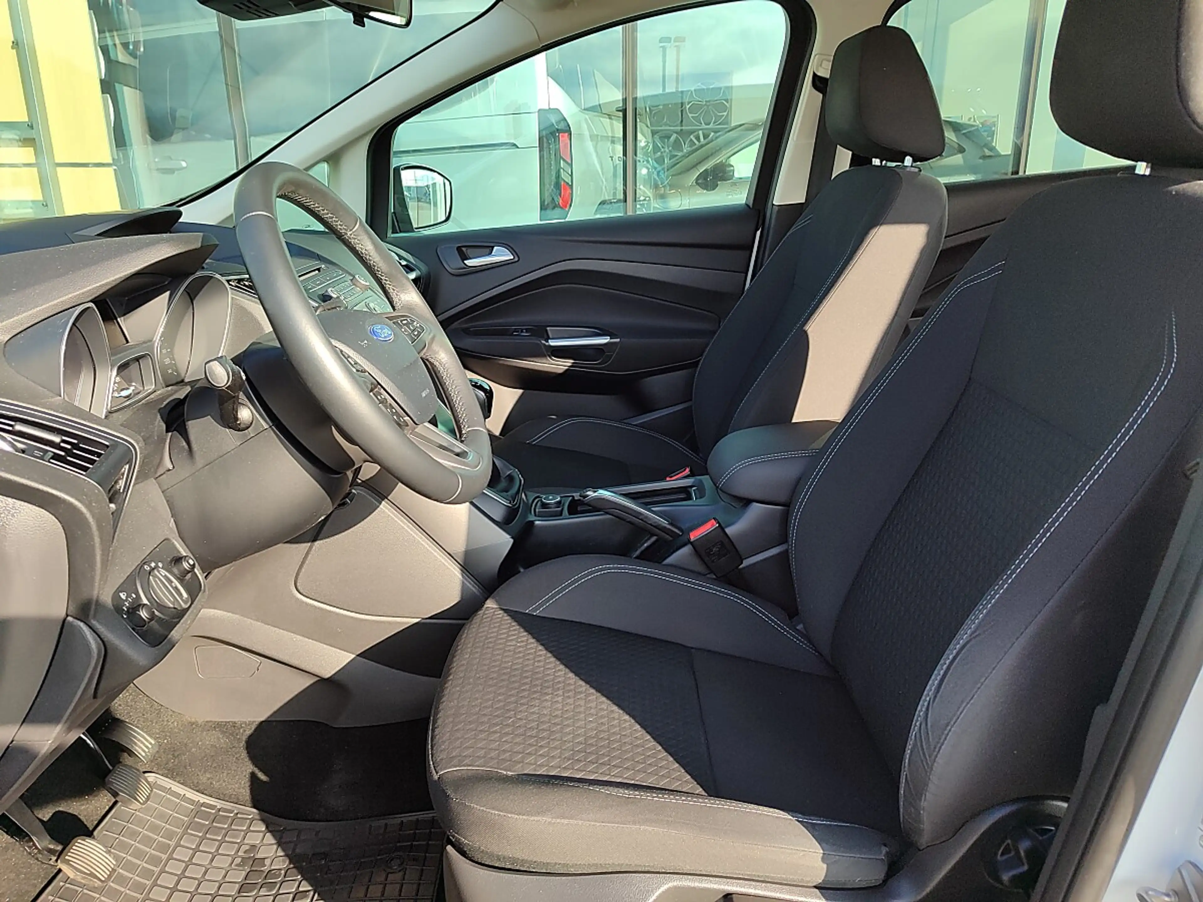 Ford Grand C-Max Grand C-MAX Trend 1,0 EcoBoost S/S — photo 9