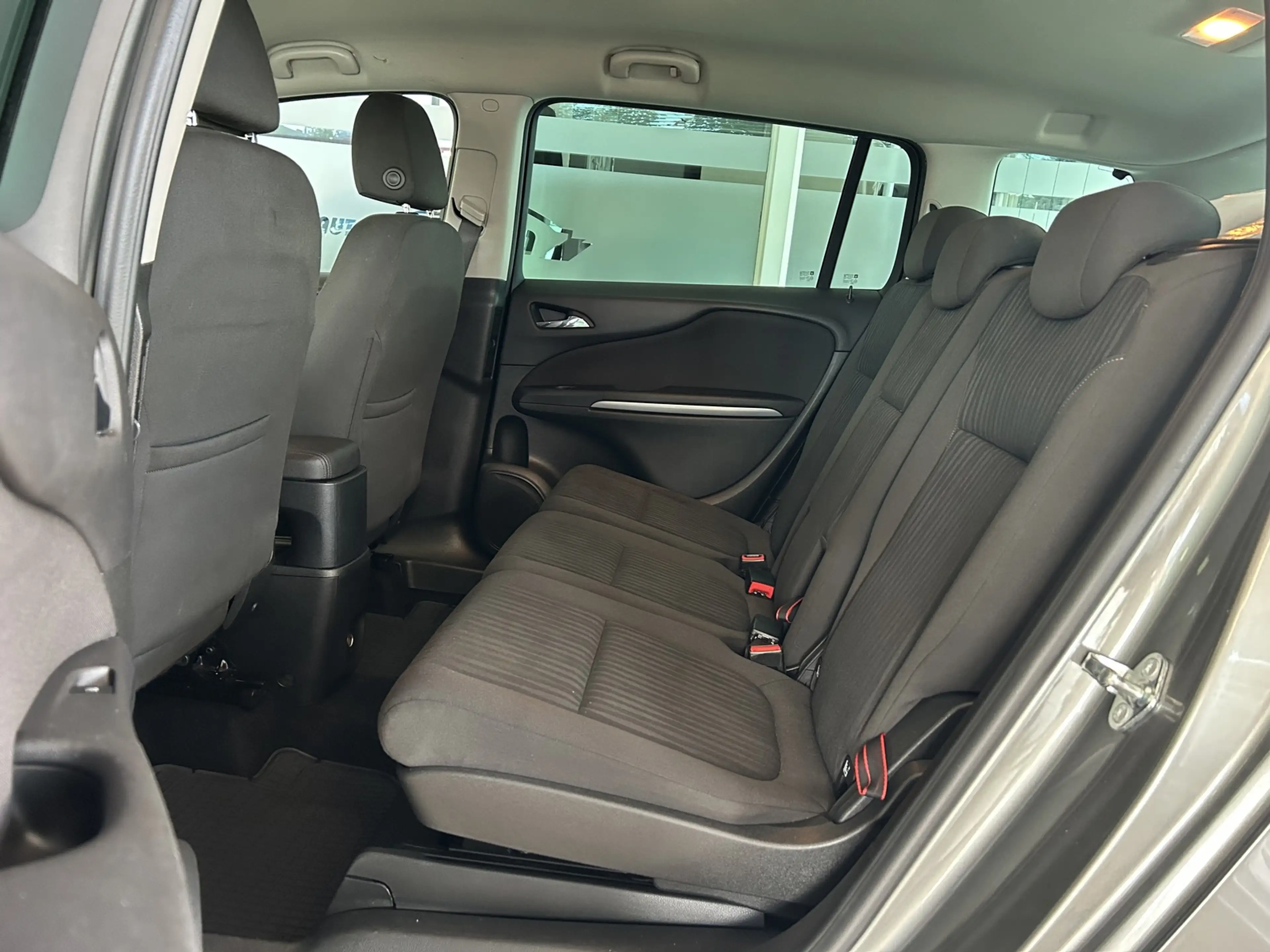 Opel Zafira Tourer ecoFlex 7-Sitzer Navi Klima 2.Hand — photo 10
