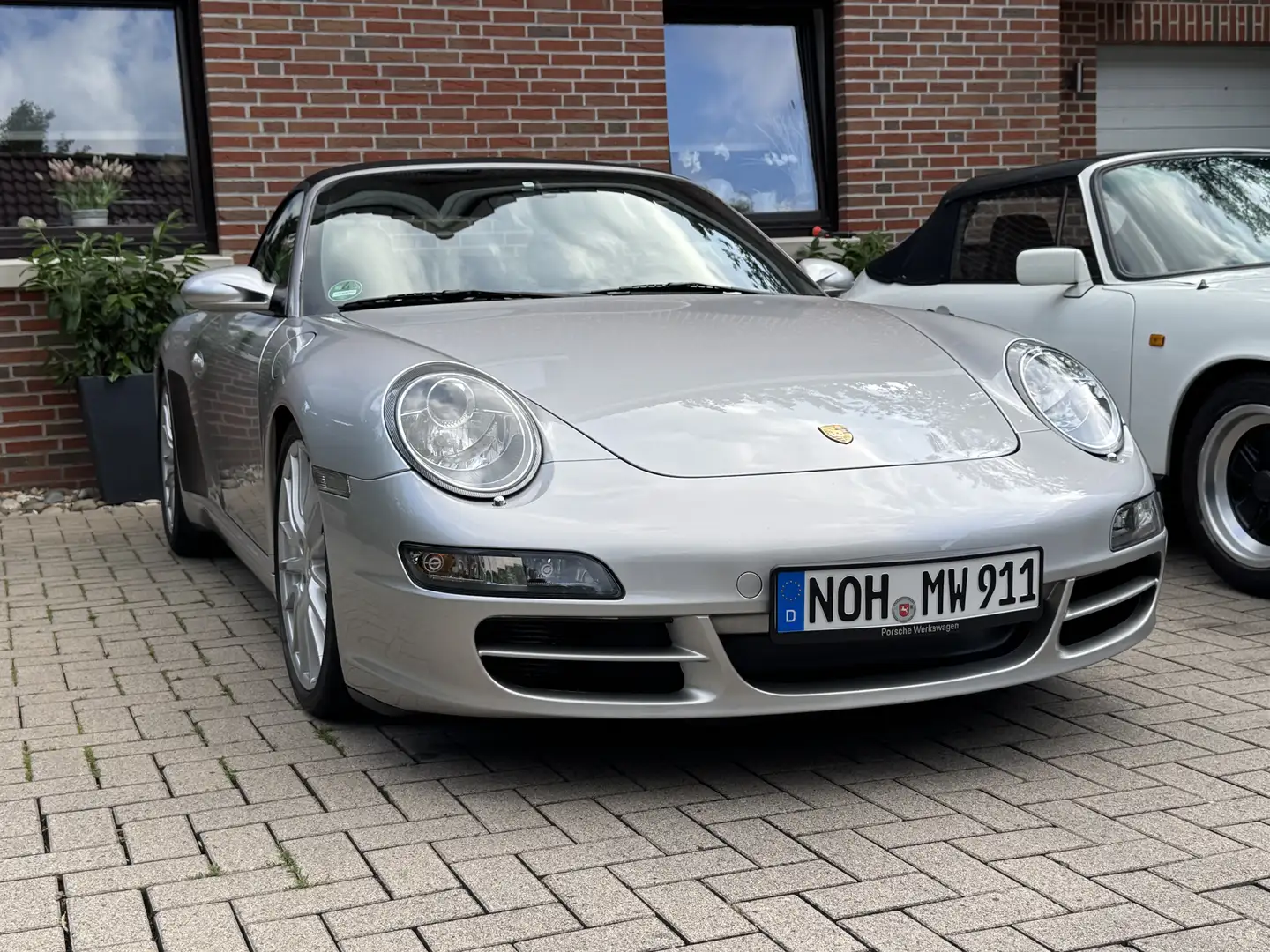 Porsche 997 911 Carrera S Cabriolet - 2