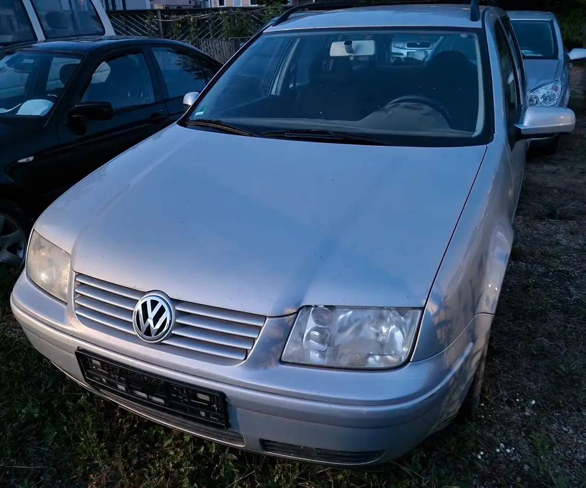 Volkswagen Bora 2.0 TSI Edition Variant, foto 1