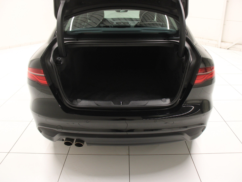 Jaguar XE D180 Aut. S LED SHZ PDC Navi el. Sitze Klima — photo 11