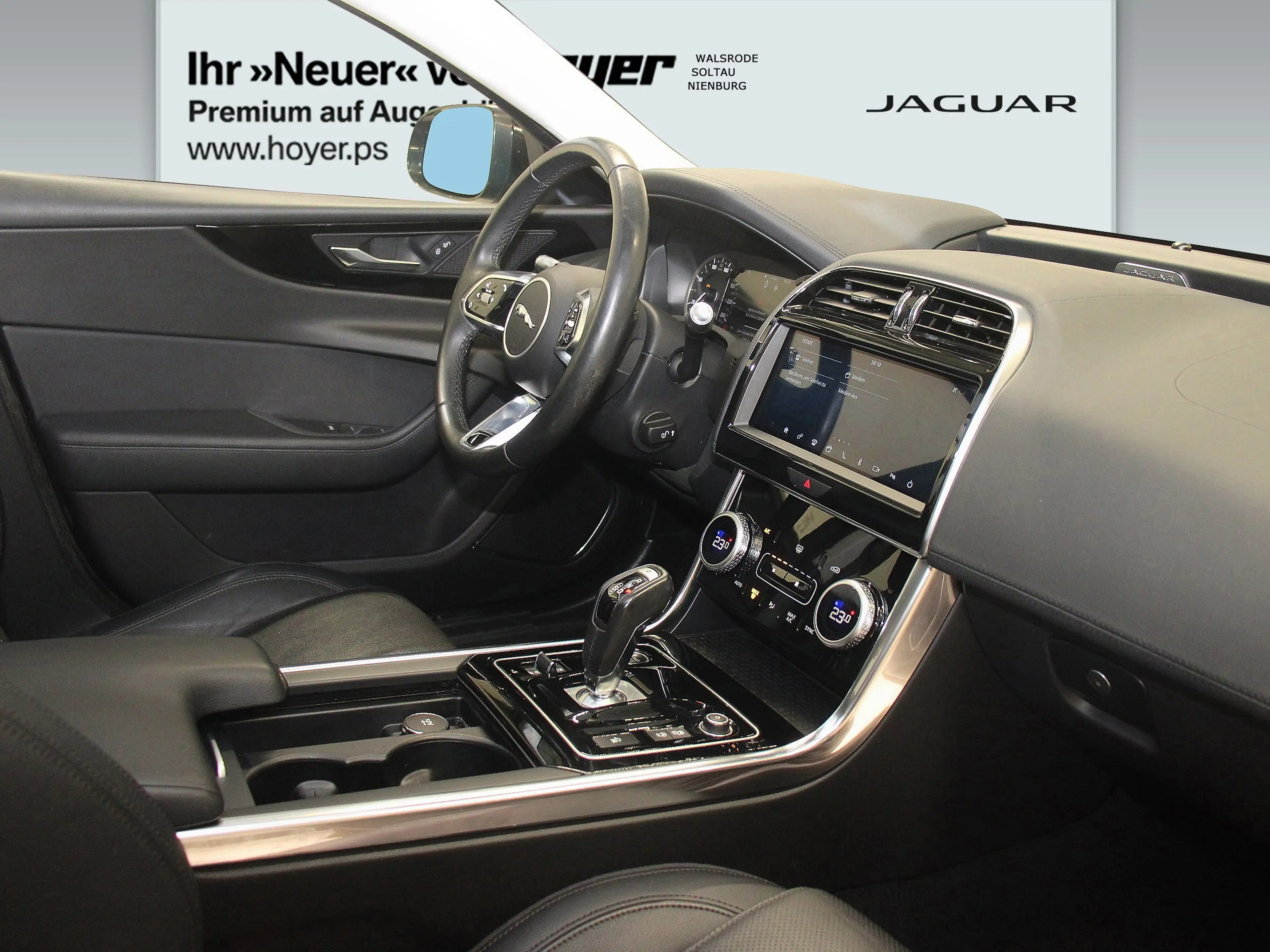 Jaguar XE D180 Aut. S LED SHZ PDC Navi el. Sitze Klima — photo 4