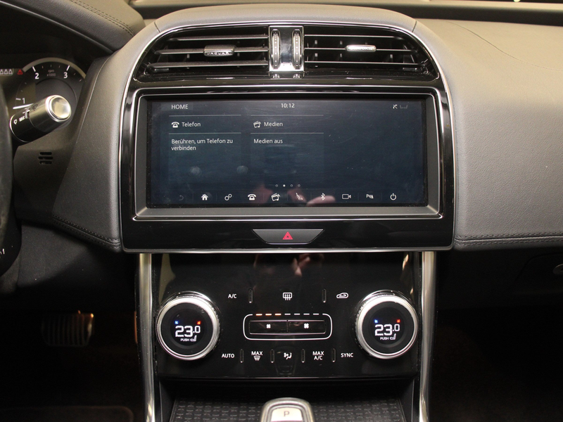 Jaguar XE D180 Aut. S LED SHZ PDC Navi el. Sitze Klima — photo 7