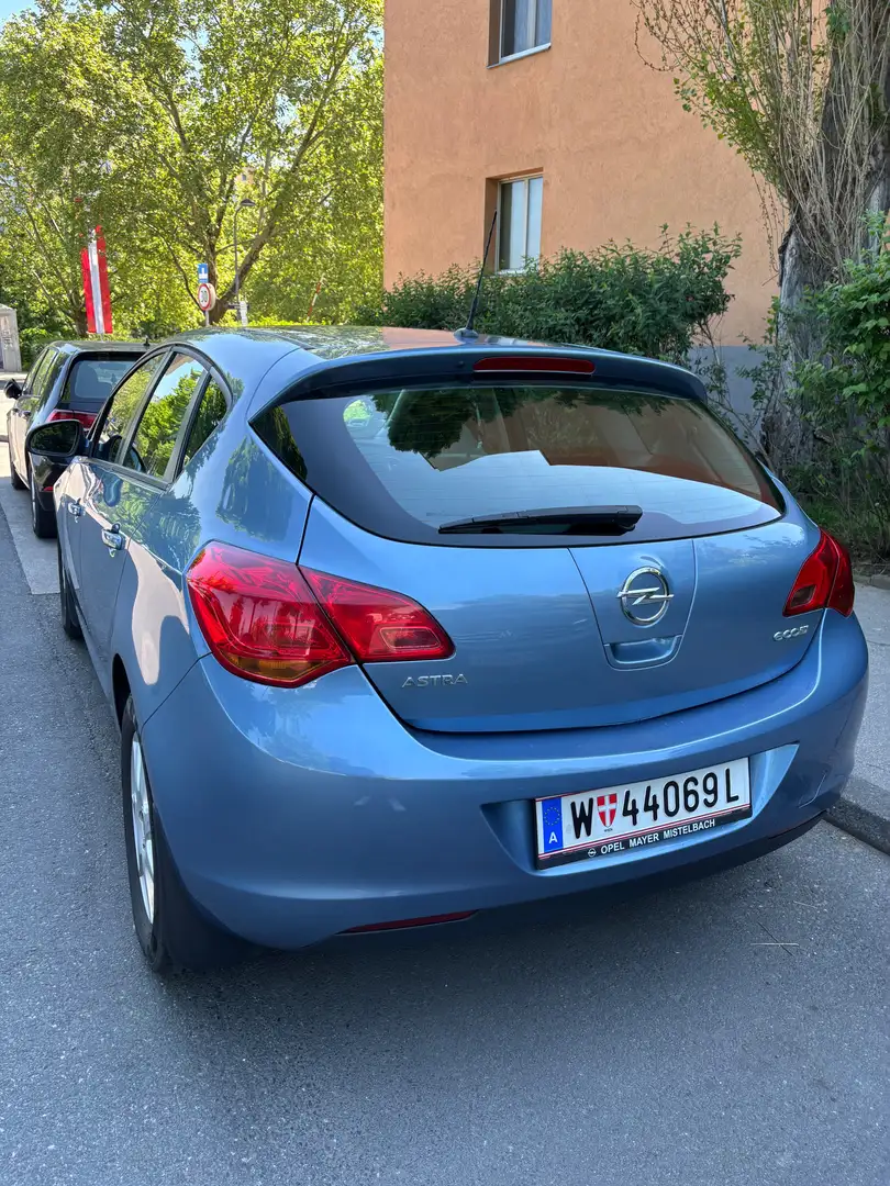 Opel Astra CDTI Diesel Blau - 2