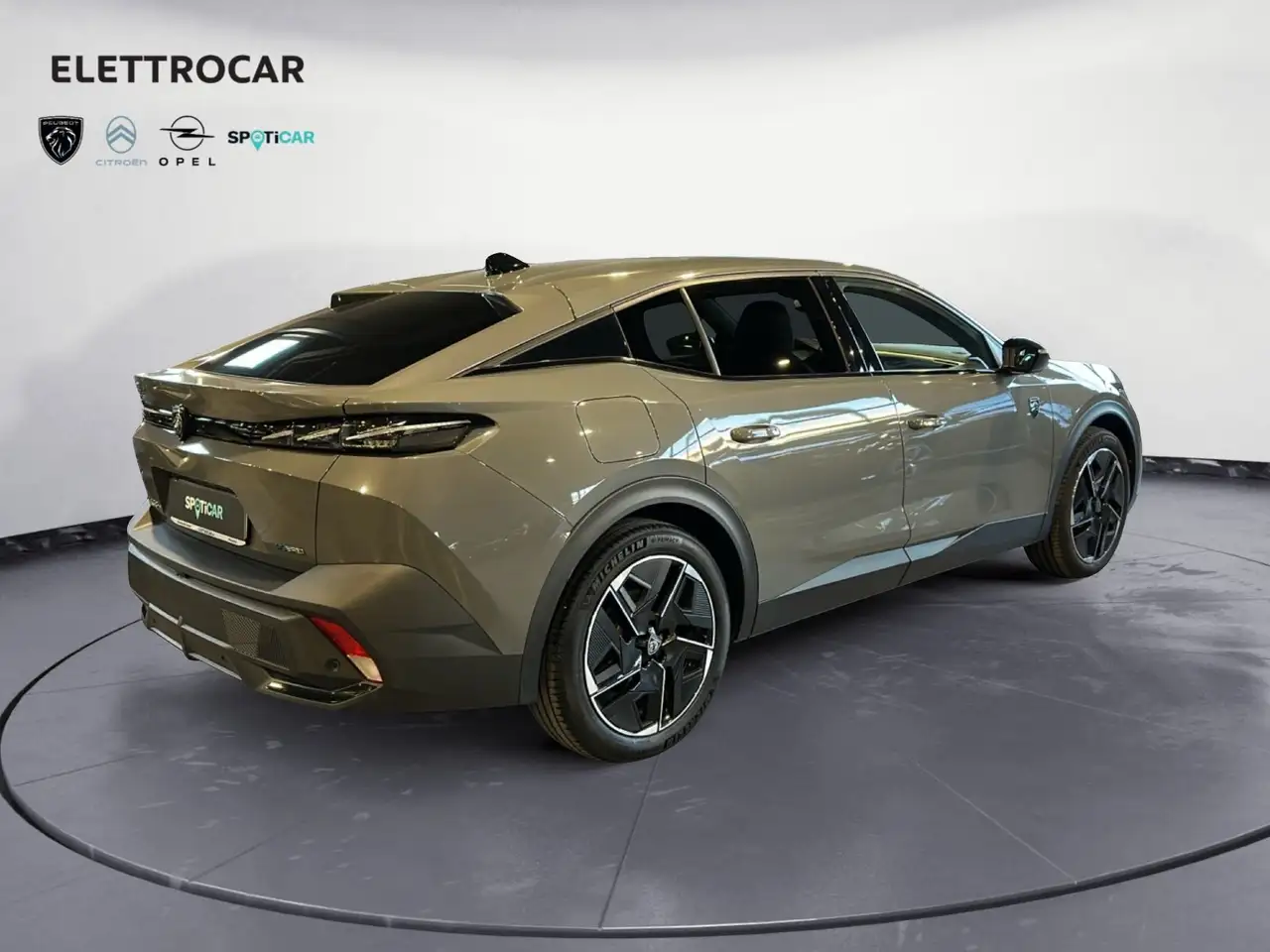 Peugeot 408 408 Plug-In Hybrid 225 e-EAT8 GT 6