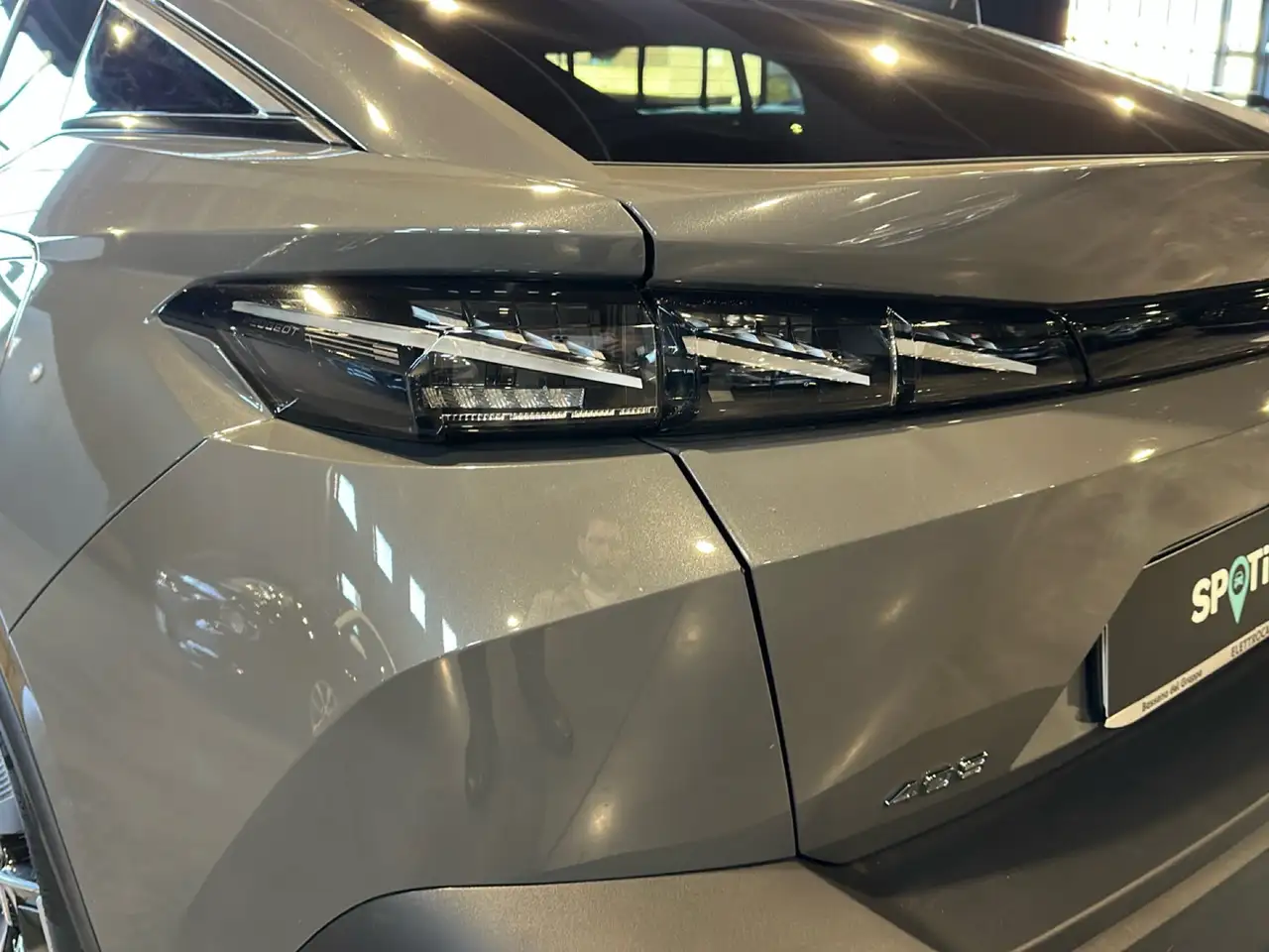 Peugeot 408 408 Plug-In Hybrid 225 e-EAT8 GT 10