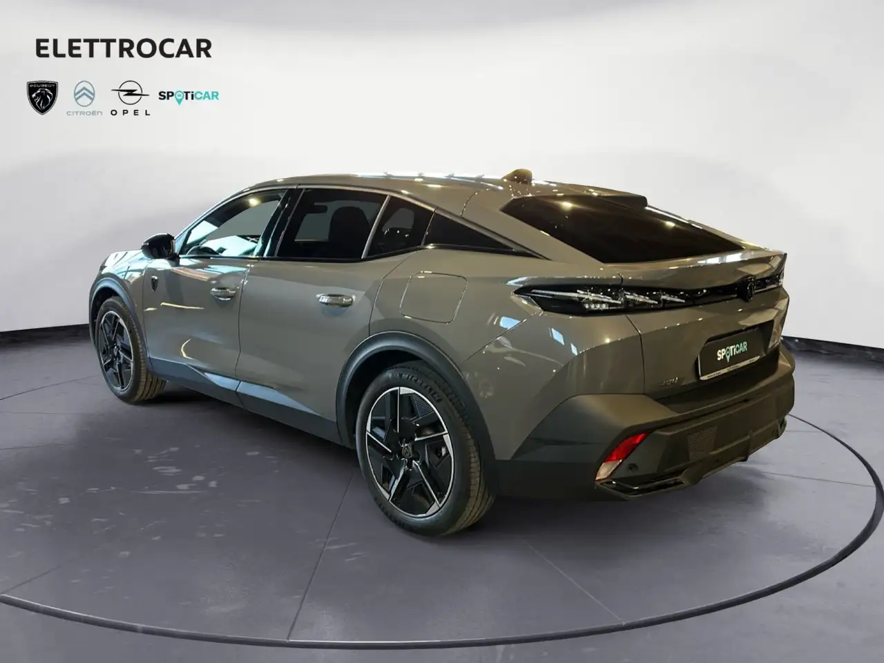 Peugeot 408 408 Plug-In Hybrid 225 e-EAT8 GT 3