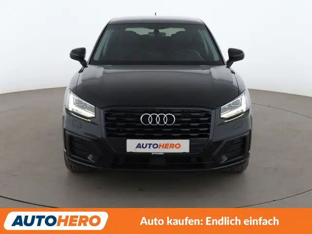 Audi Q2 view 9