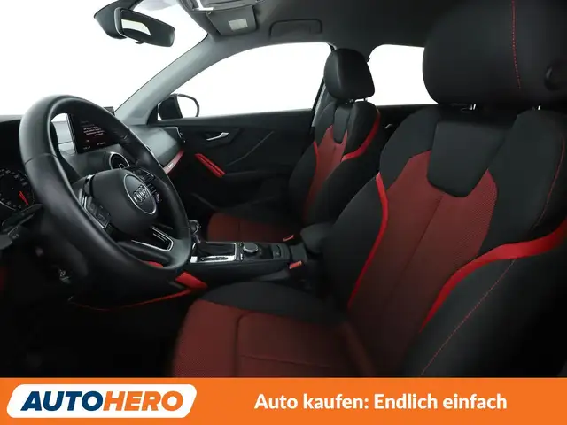 Audi Q2 view 10