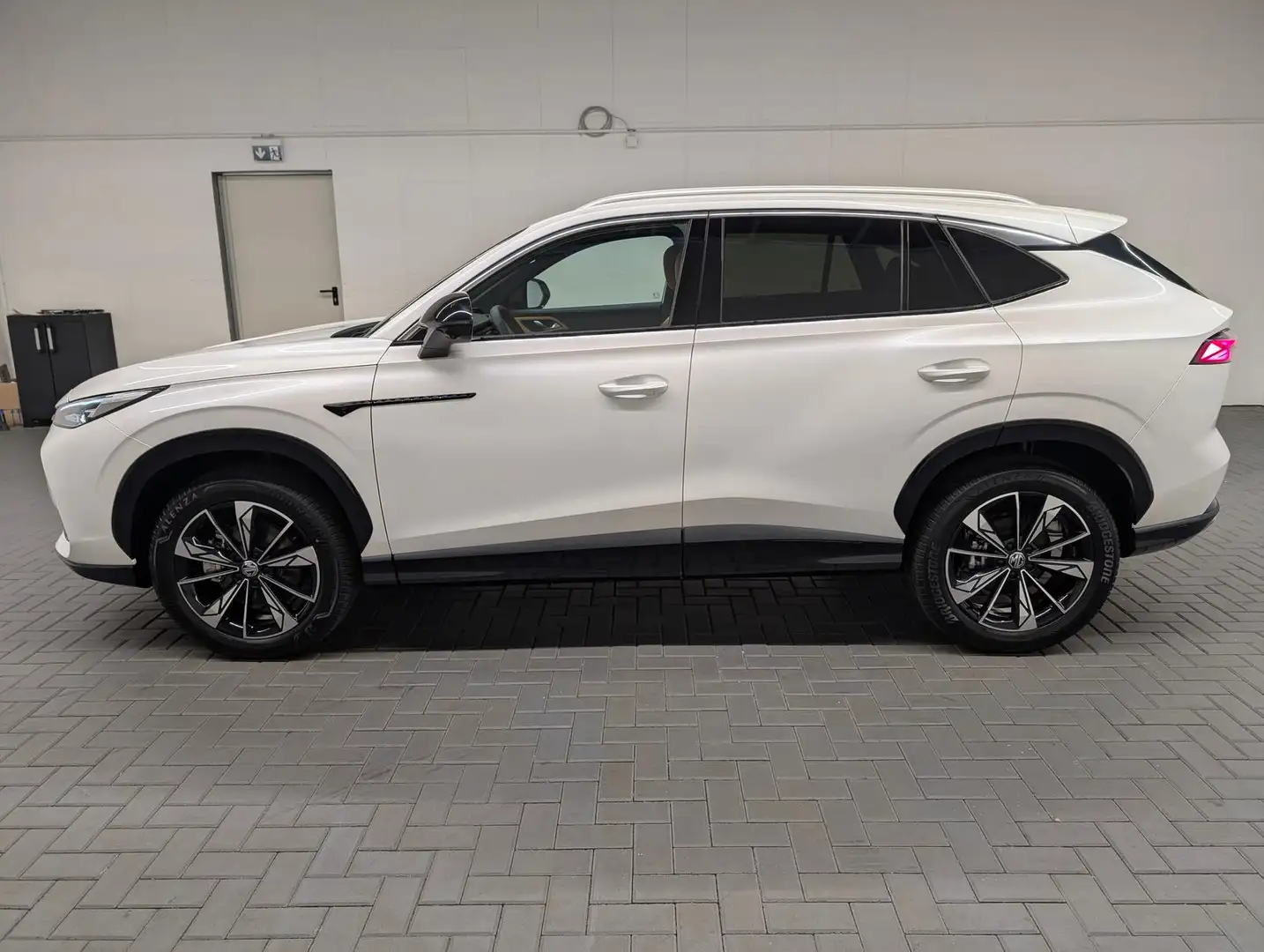 MG HS Luxury LED/360°Kam/Leder/SHZ/el.Heck/19-Zoll Blanc - 2