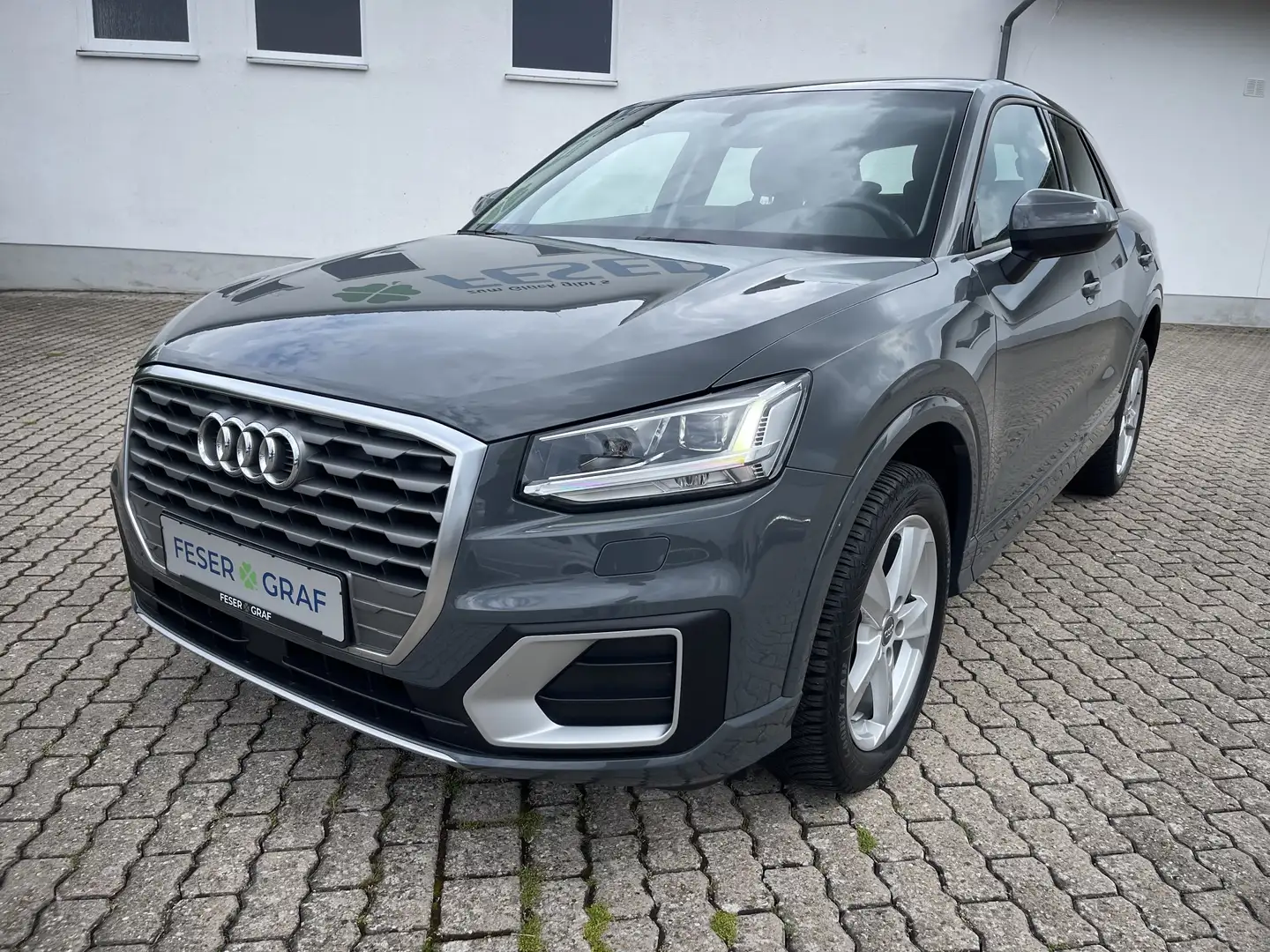 Audi Q2 35 TFSI Sport LED NAV EL. HECKKLAPPE Grau - 2