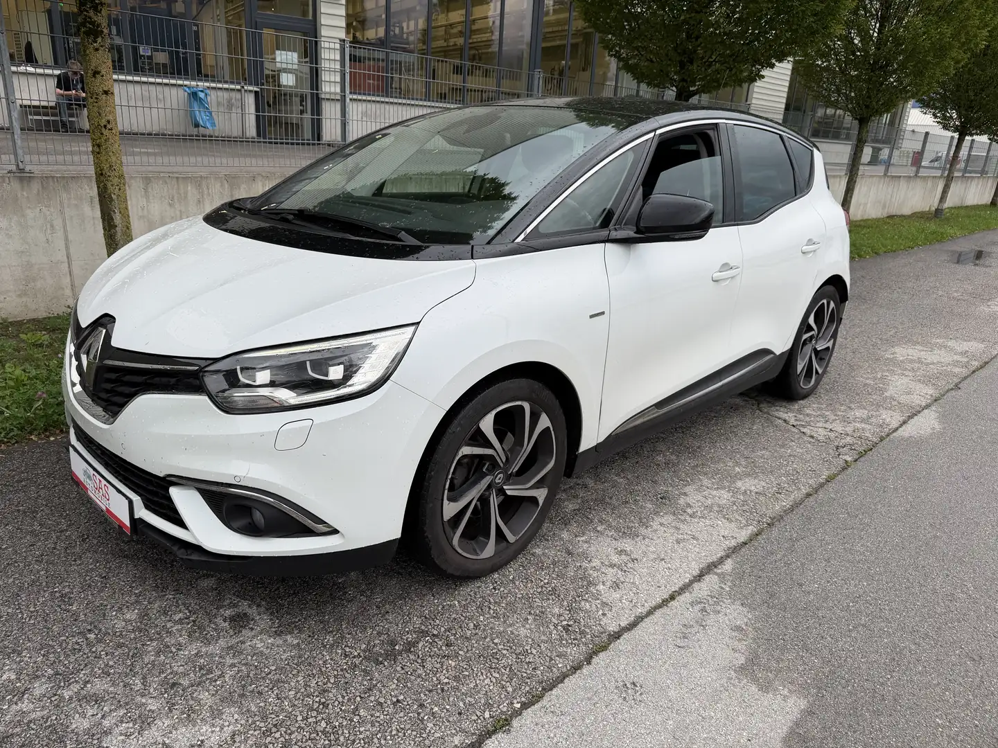 Renault Scenic Scénic Energy dCi 110 EDC Bose HÄNDLER FAHRZEUG !! Weiß - 1