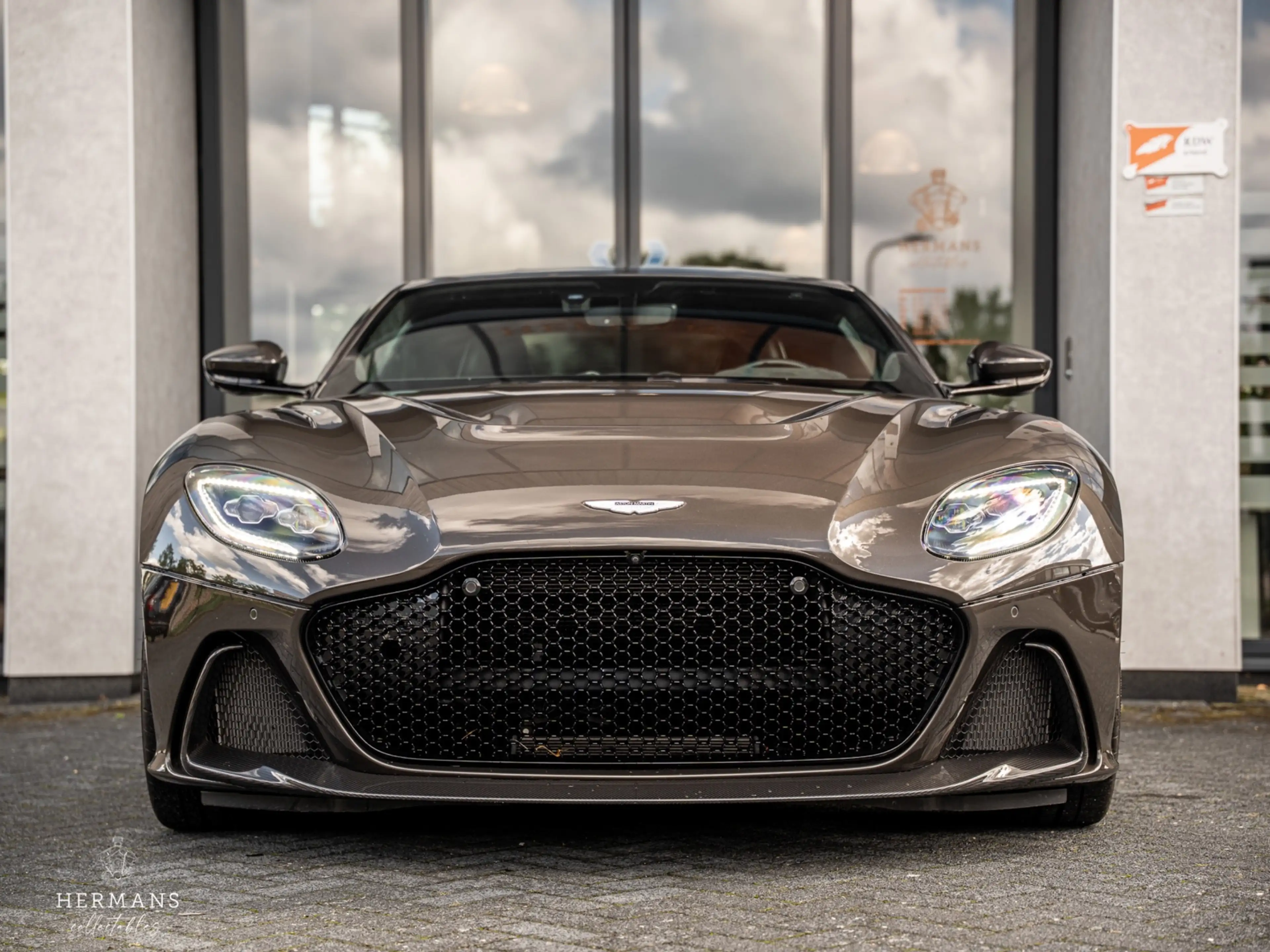Aston Martin DBS 770 Ultimate 5.2 V12 Coupé / By Q / 1 of 300 / Car — photo 4