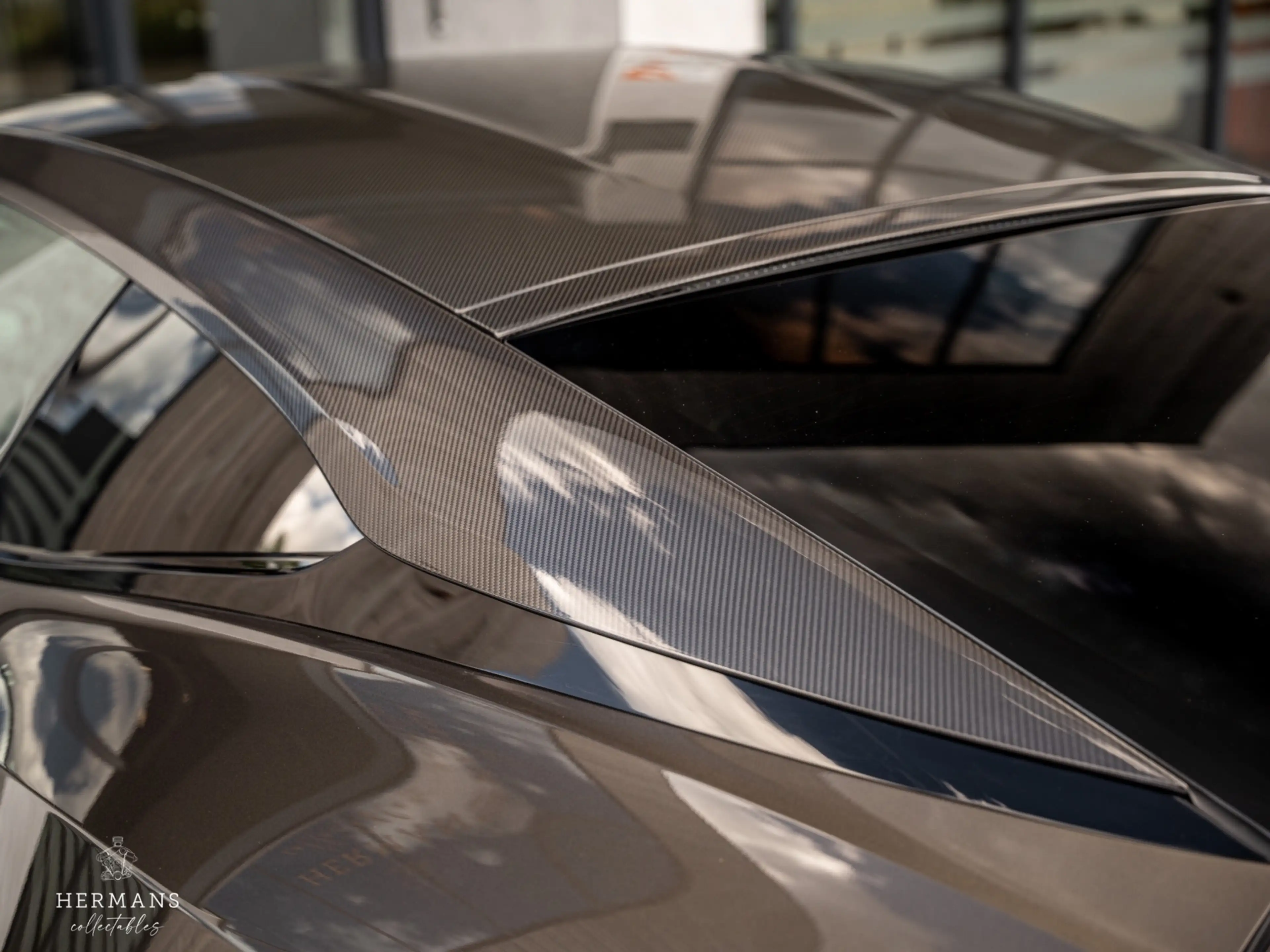 Aston Martin DBS 770 Ultimate 5.2 V12 Coupé / By Q / 1 of 300 / Car — photo 12
