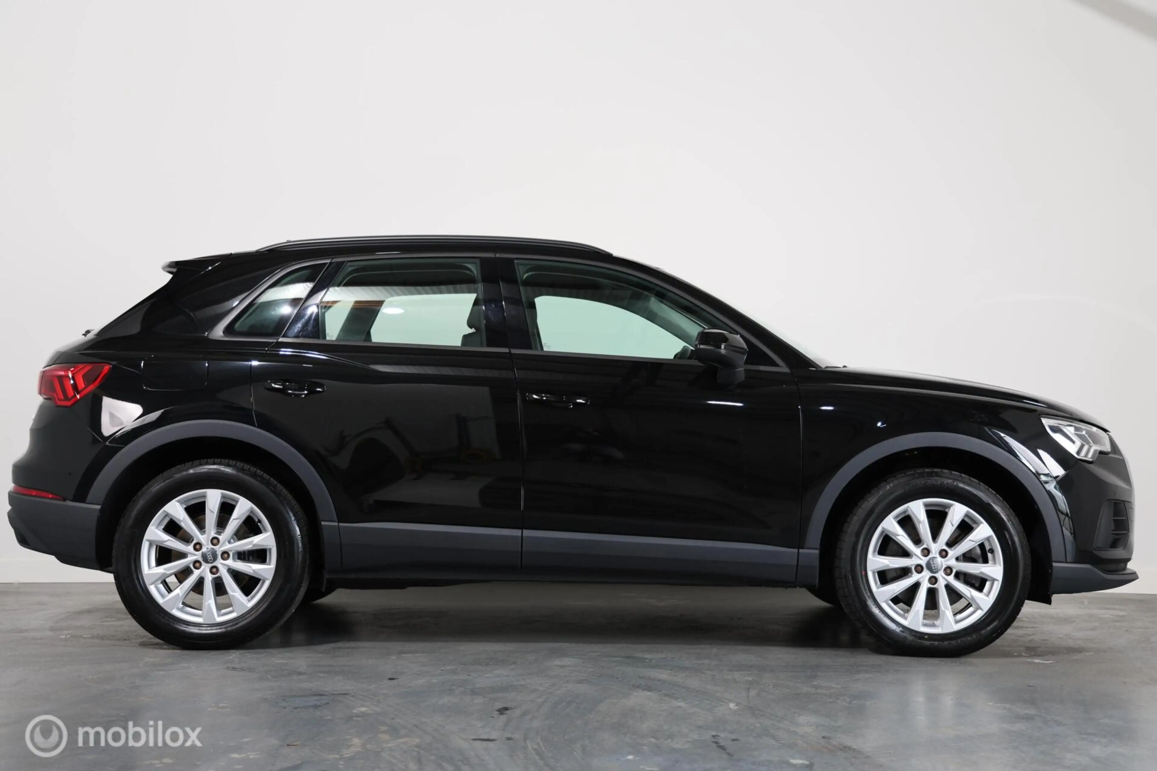 Audi Q3 45 TFSI e Advanced edition - Camera - Stoelverwarm — photo 9