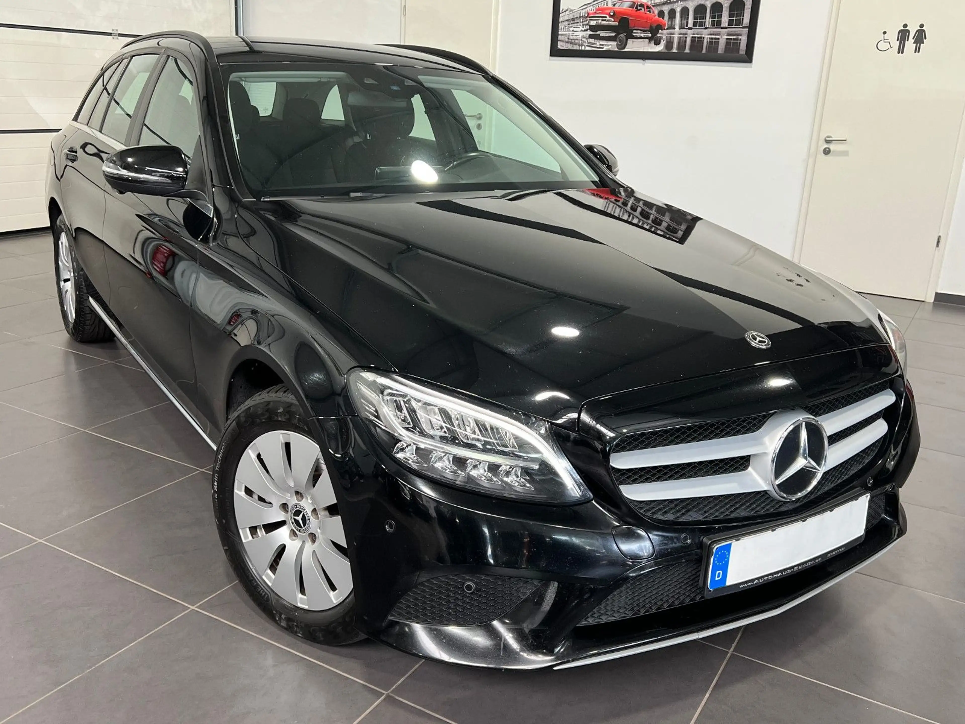 Mercedes-Benz C 200 d T Automatik **Navi*LED*SHZ*Temp** — photo 9