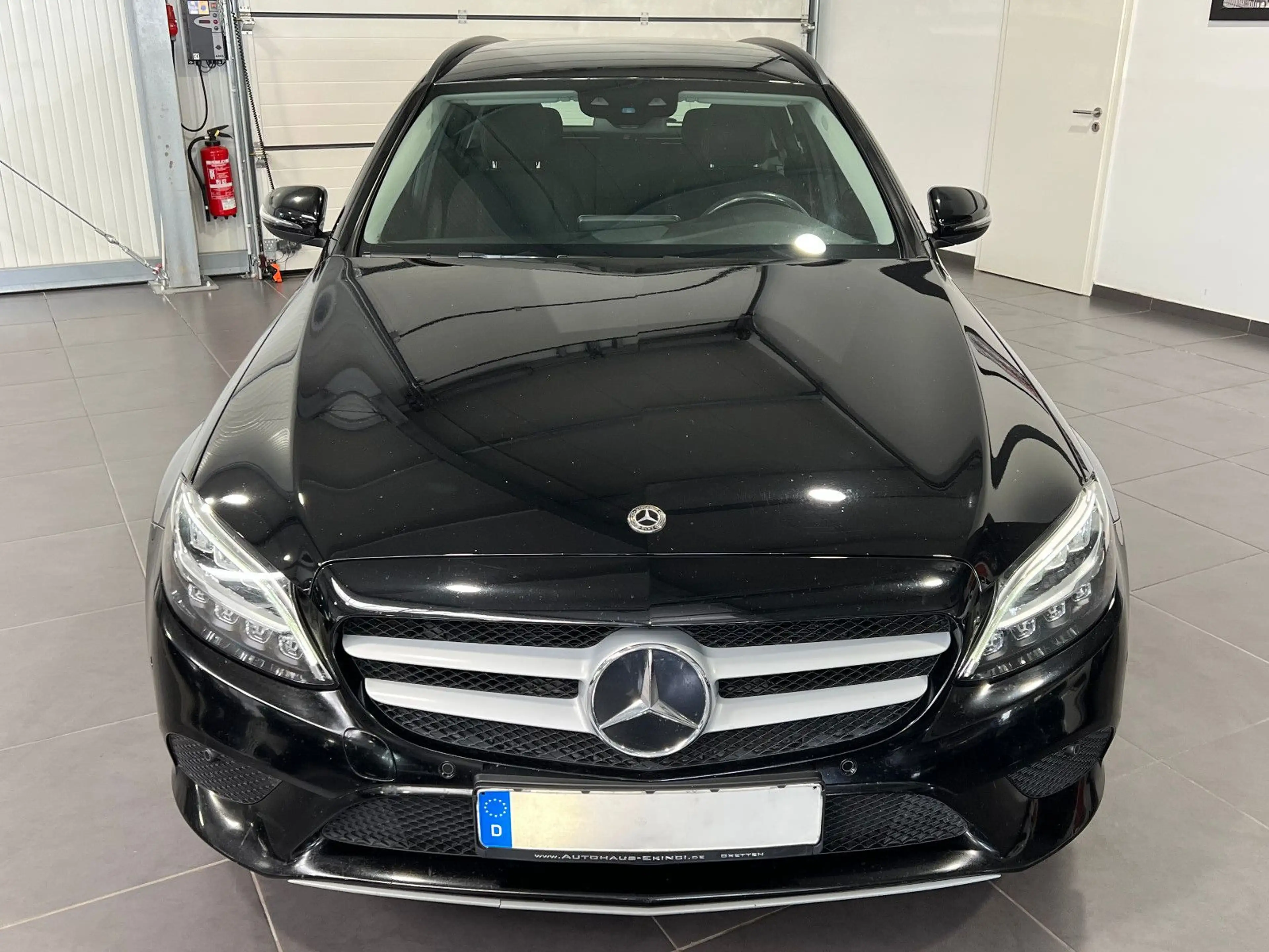 Mercedes-Benz C 200 d T Automatik **Navi*LED*SHZ*Temp** — photo 10