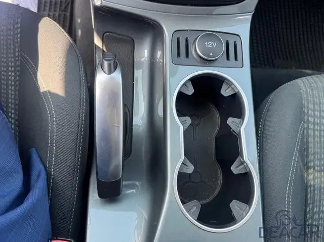 Ford C-Max view 13