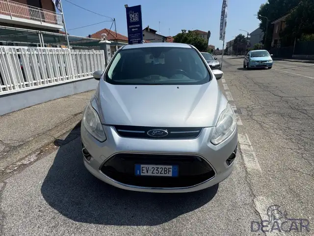 Ford C-Max view 15
