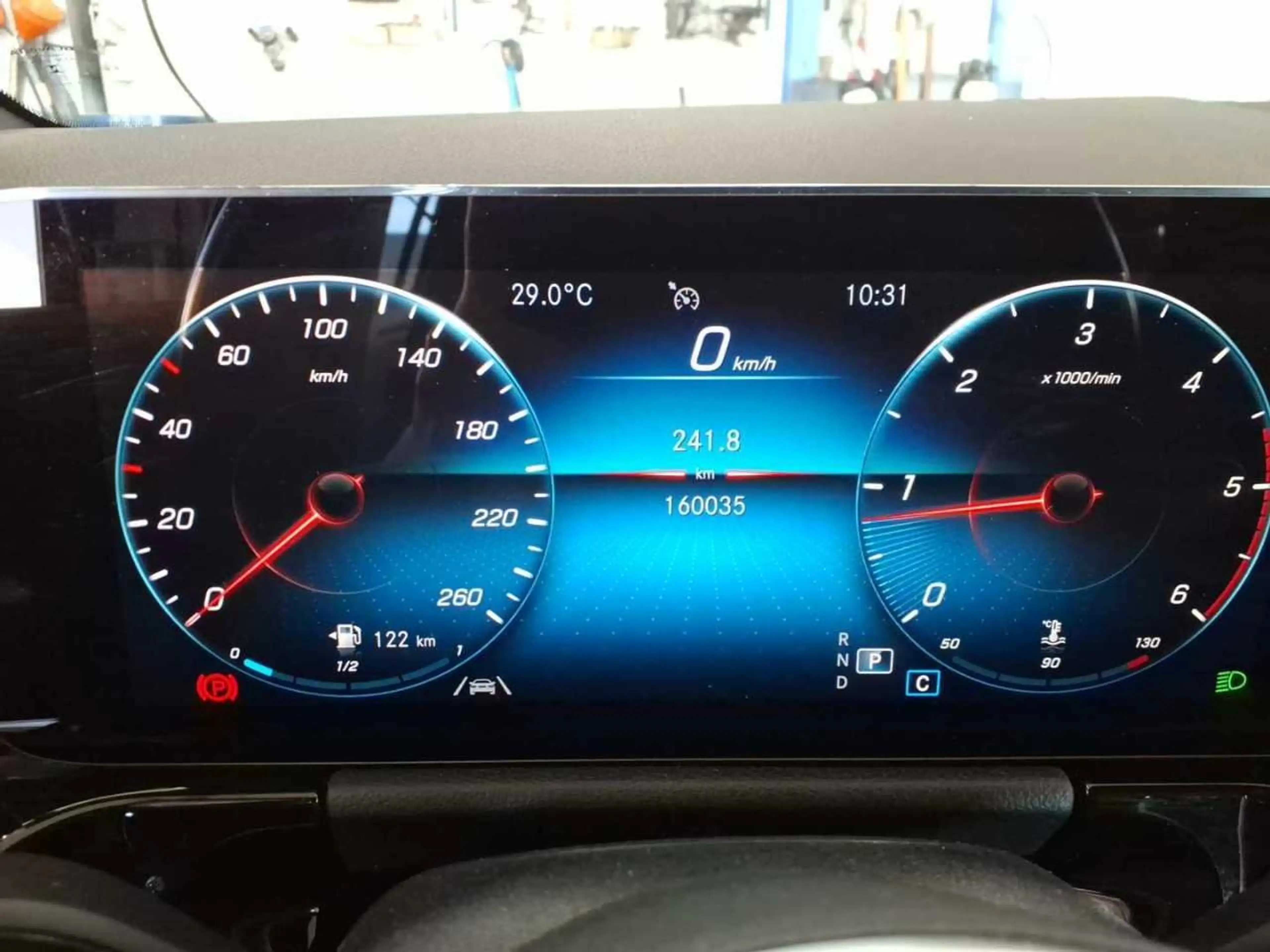 Mercedes-Benz GLA 220 d Progressive 4Matic AHK Pano S-Dach — photo 10