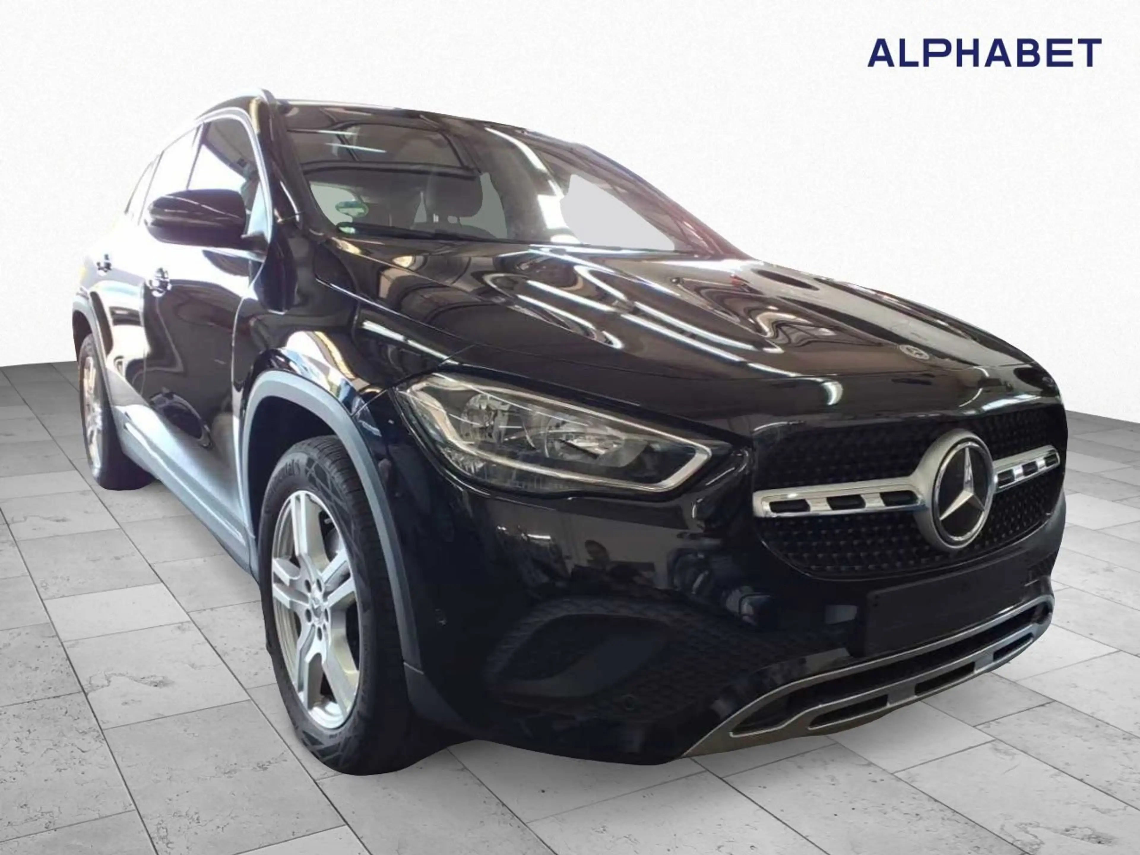 Mercedes-Benz GLA 220 d Progressive 4Matic AHK Pano S-Dach — photo 7
