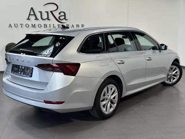 Skoda Octavia view 4