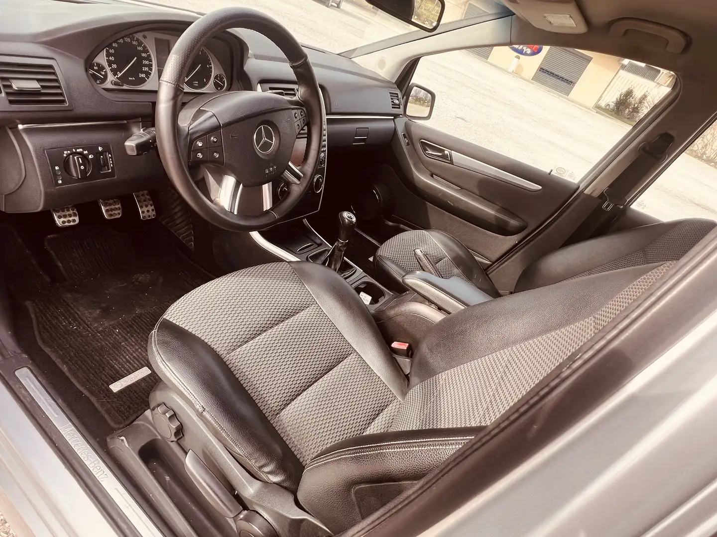 Mercedes-Benz B 200 cdi Premium - 1
