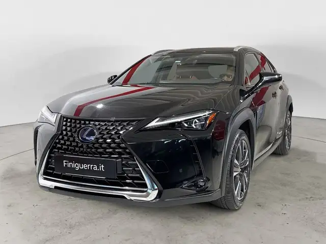 Lexus UX 250h