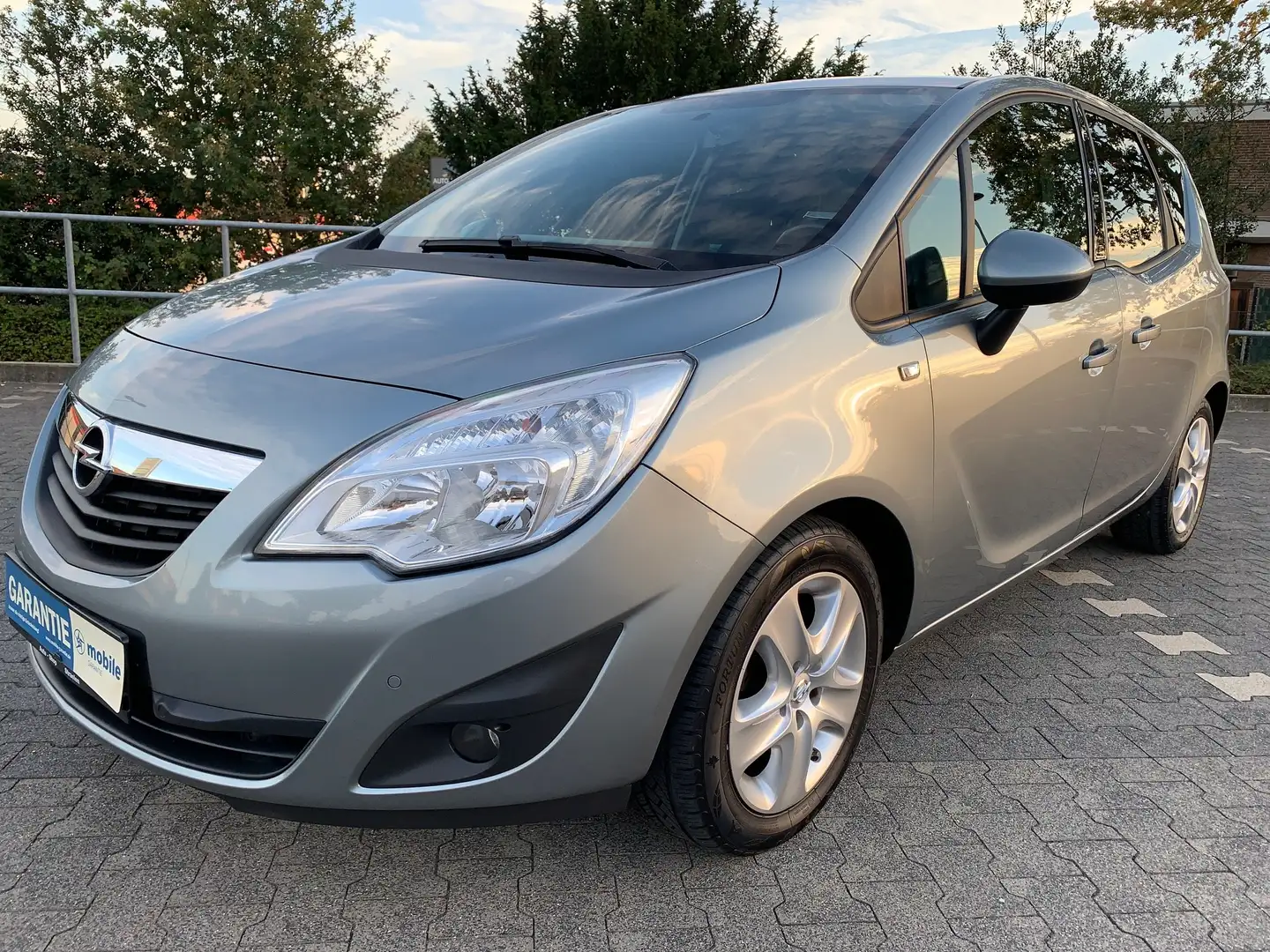 Opel Meriva Meriva 1.4 Innovation*KLIMA*PDC*AT-MOTOR 0(NULL)Km Grau - 1