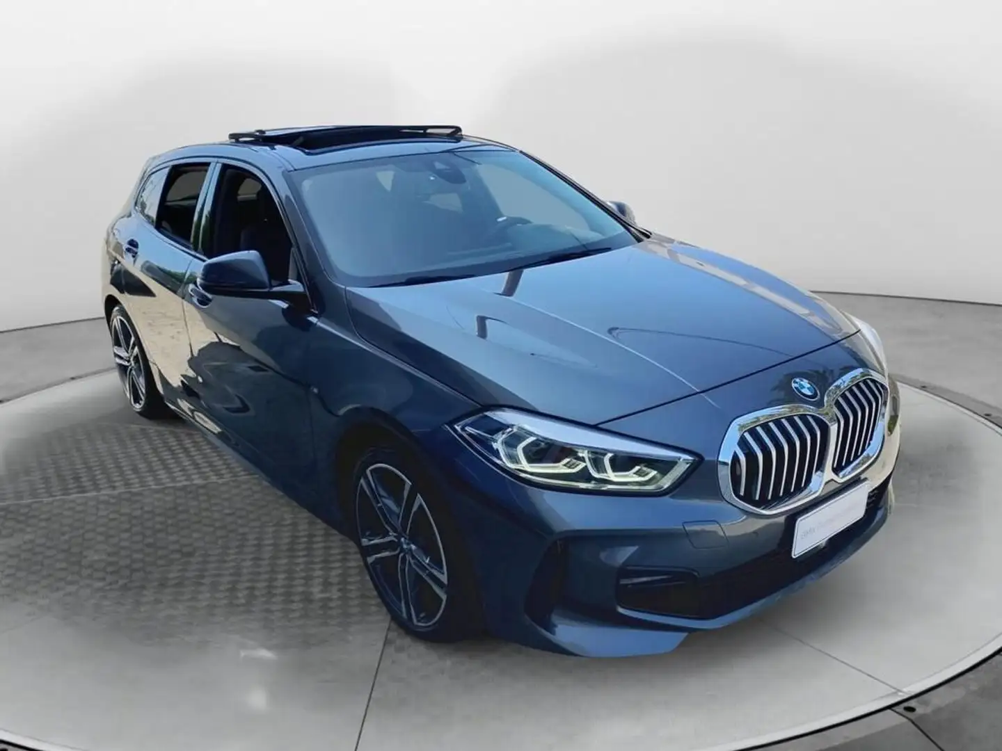 BMW 116 d Msport auto Grau - 1