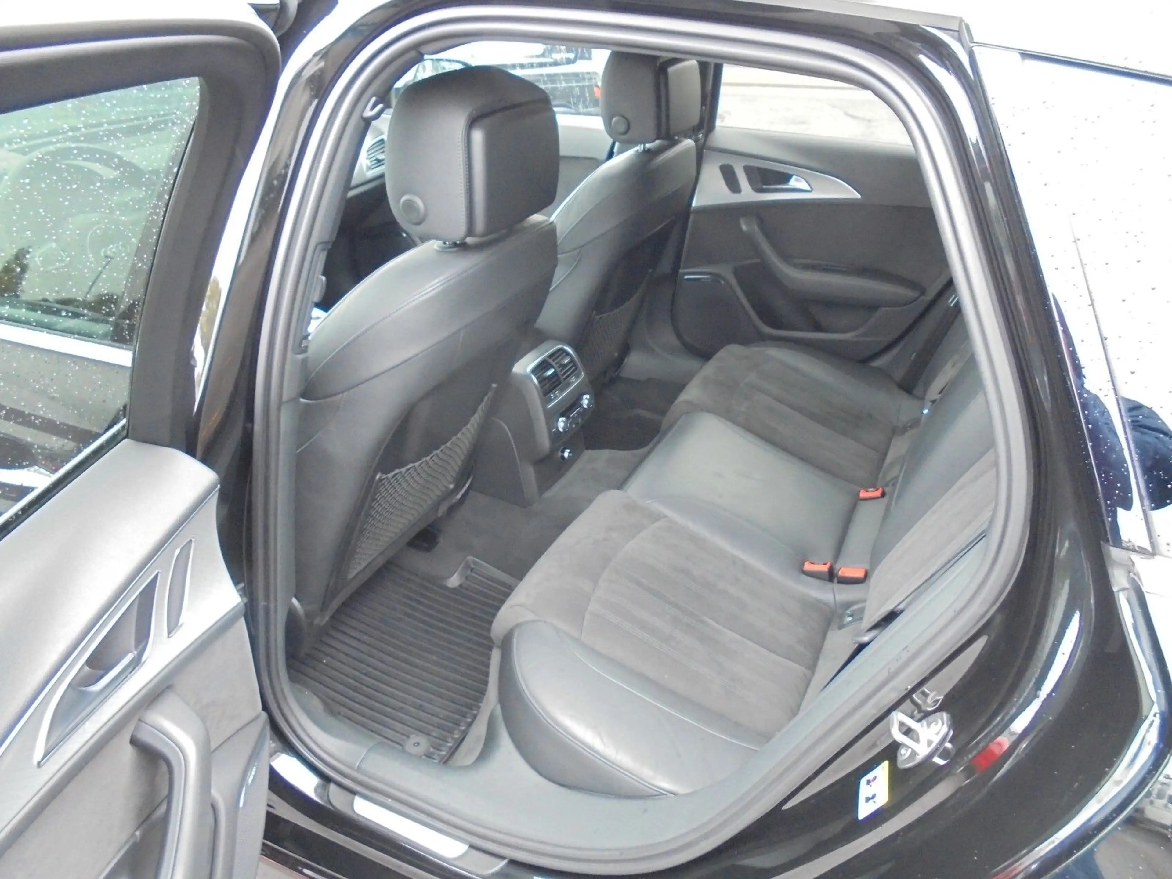Audi A6 Avant 3.0 TDI clean diesel quattro — photo 14