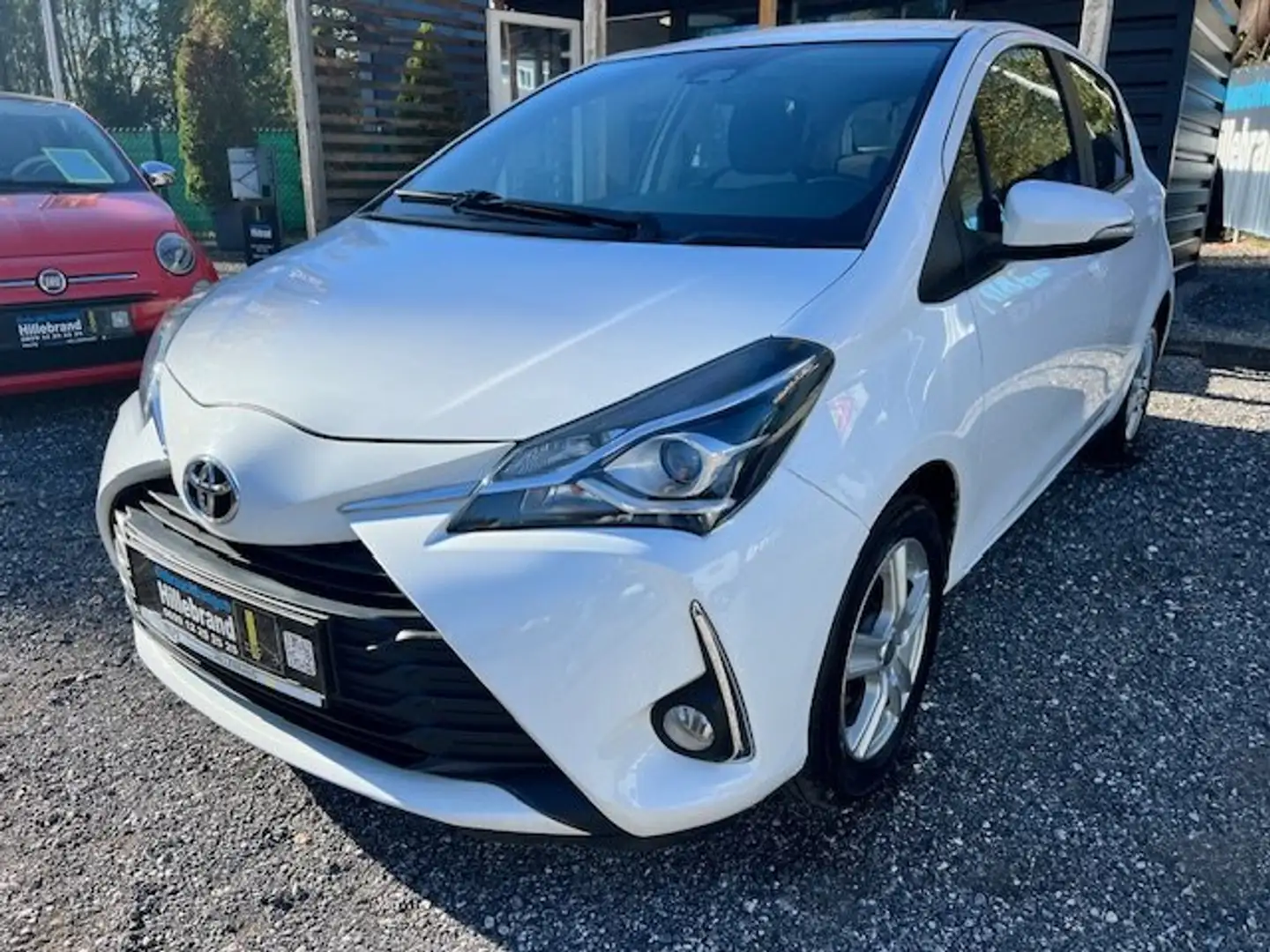 Toyota Yaris 1,0 VVT-i *Active* ERTBESITZ - Mod. 2018 Weiß - 1