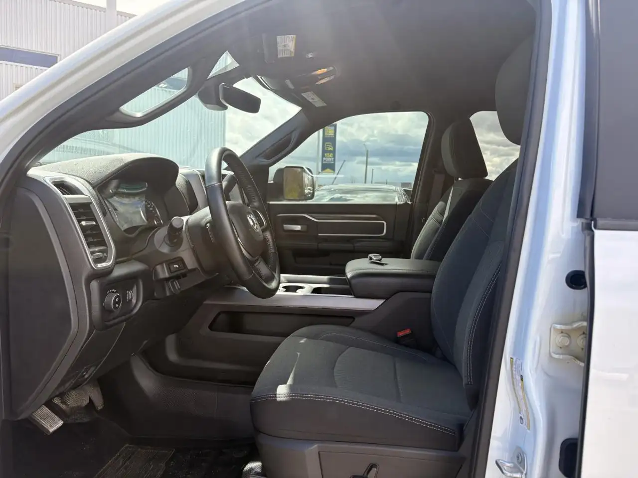 RAM 3500 снимка RAM 3500