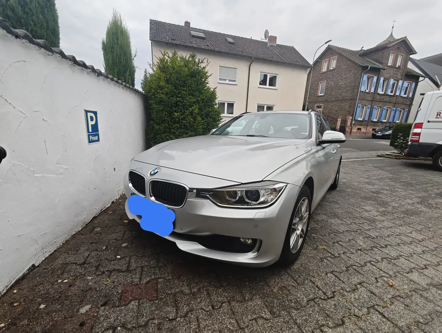 BMW 320 320d - 1