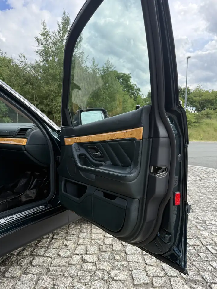 BMW 750iL Individual, foto 11