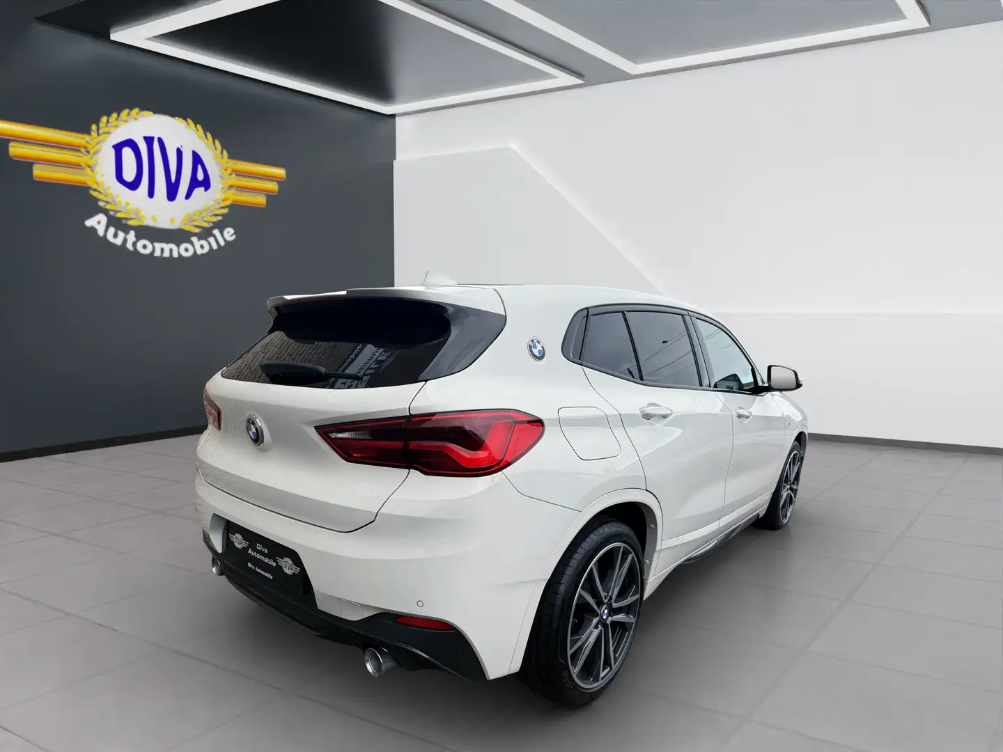 BMW X2 xDrive 20 d M Sport Blanc - 2