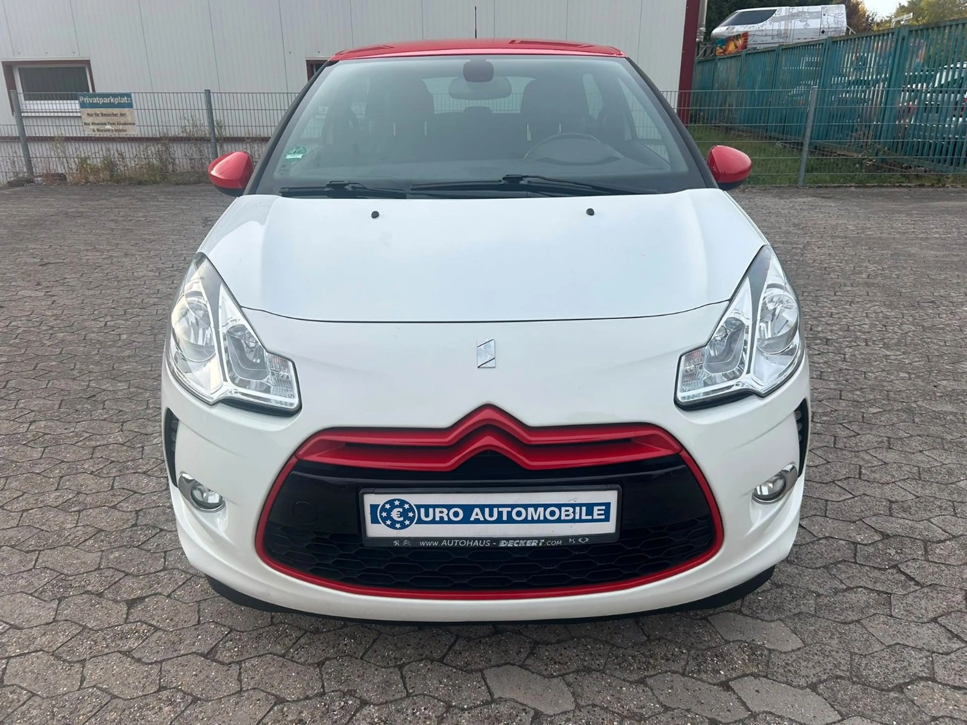 Citroen DS3 Red Edition PDC+TEMP+SHZ+NAVI+SPORT — photo 2